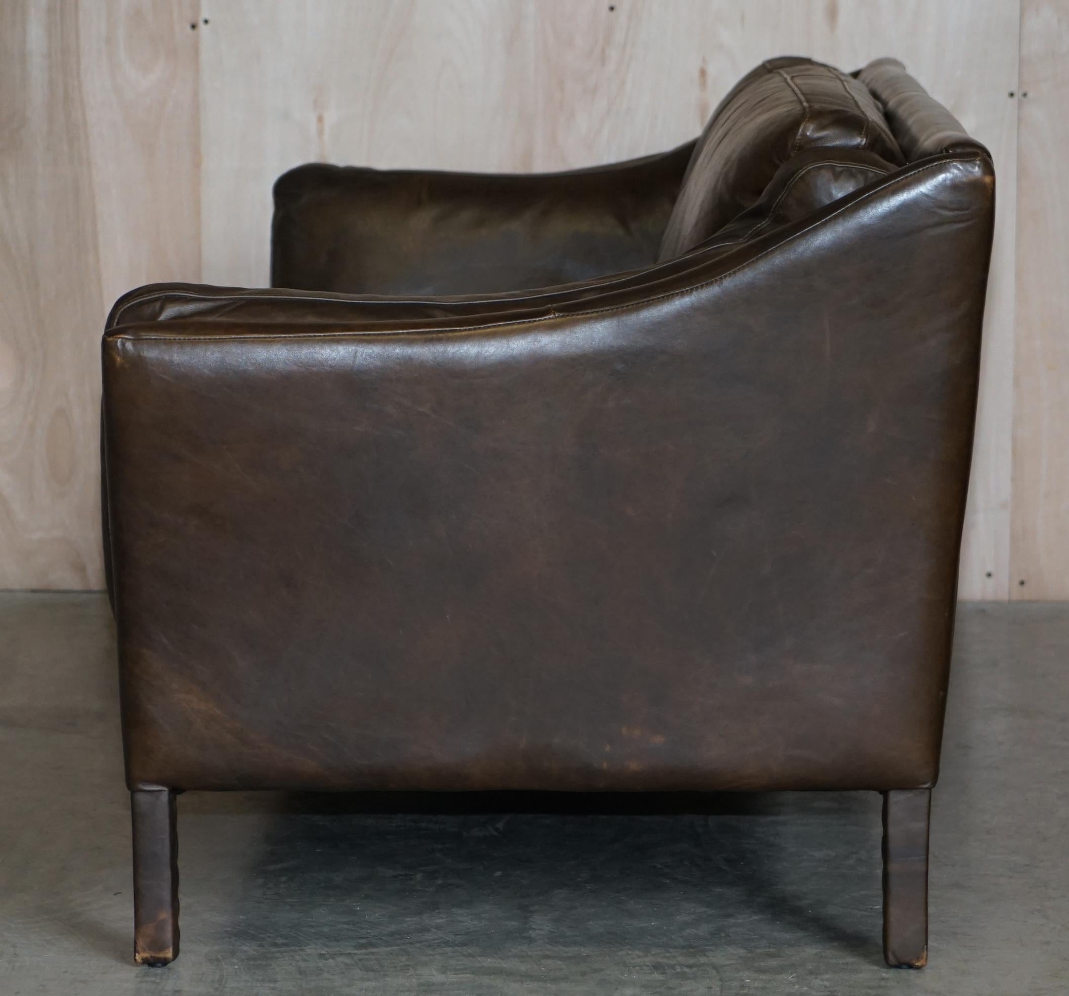 Halo Reggio Very Comfortable Brown Leather Sofa Matching Armchair Available 4