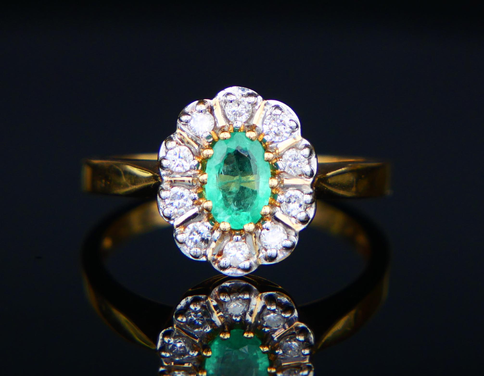 Retro Halo Ring natural Emerald Diamonds solid 18K Gold Ø US6.75/ 3.7gr For Sale