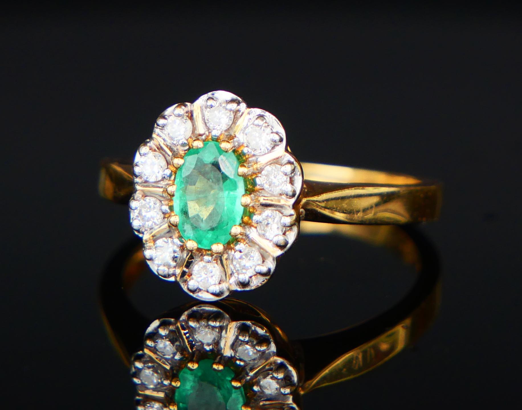 Women's Halo Ring natural Emerald Diamonds solid 18K Gold Ø US6.75/ 3.7gr For Sale