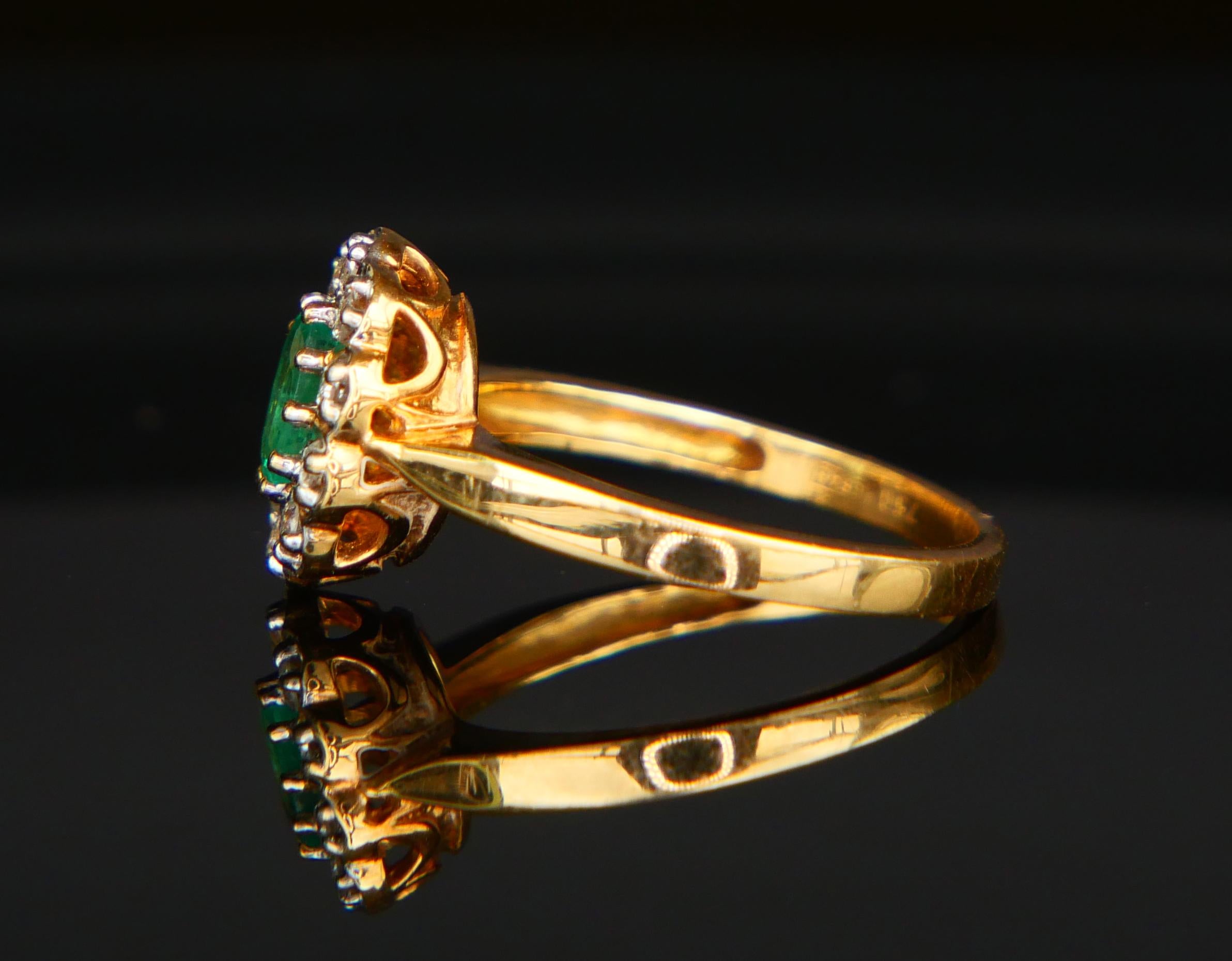 Halo Ring natural Emerald Diamonds solid 18K Gold Ø US6.75/ 3.7gr For Sale 1