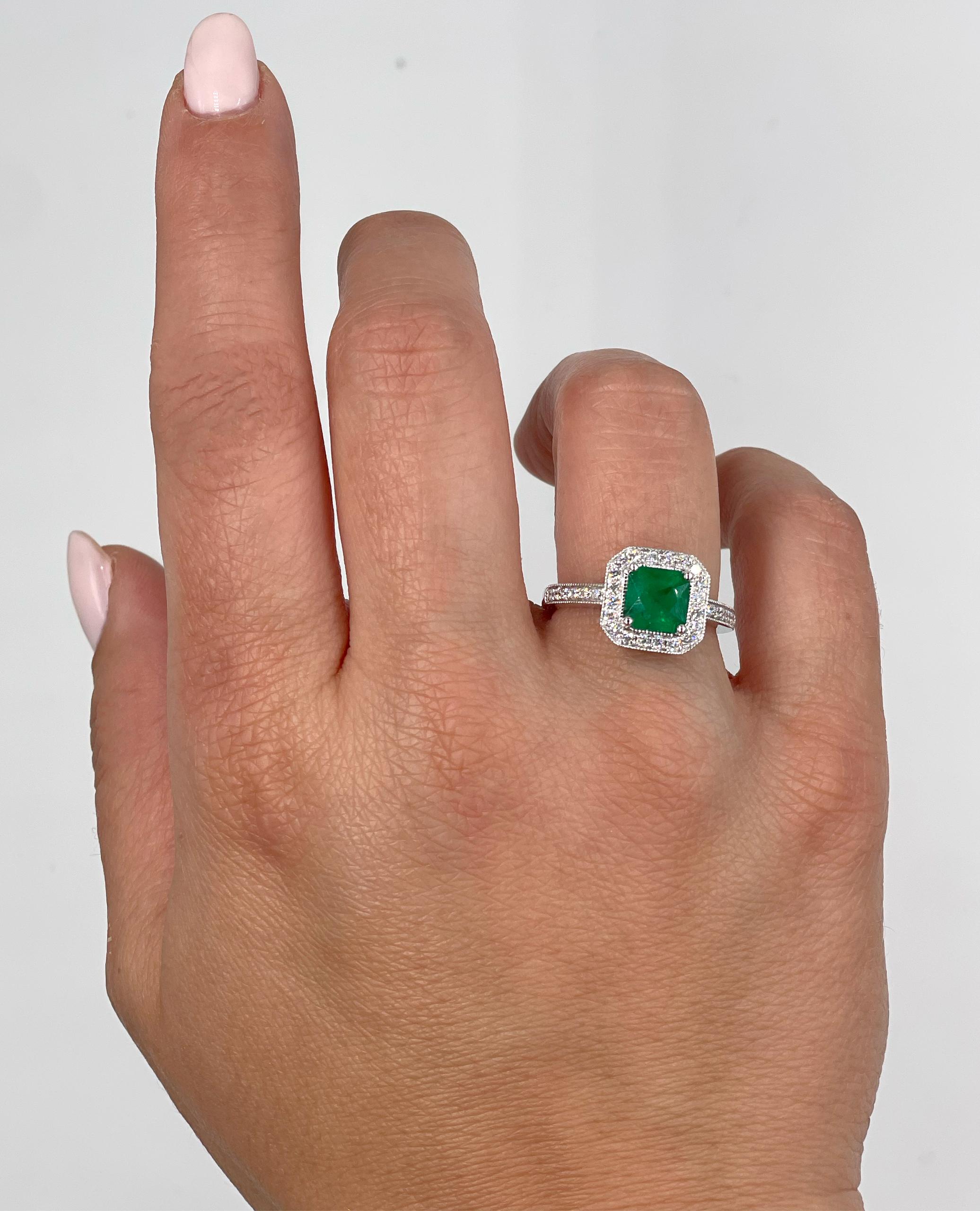 Halo Ring Set in 14K White Gold with 1.19 Carat Emerald and Round Diamonds In condizioni Nuovo in vendita a Old Tappan, NJ