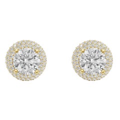 Orecchini a cerchio di moissanite con borchie