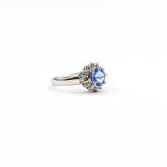 Halo Sapphire & Diamond Ring in platinum