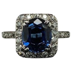 Verlobungsring mit Halo-Saphir, Vintage-Statementring mit natürlichem Saphir