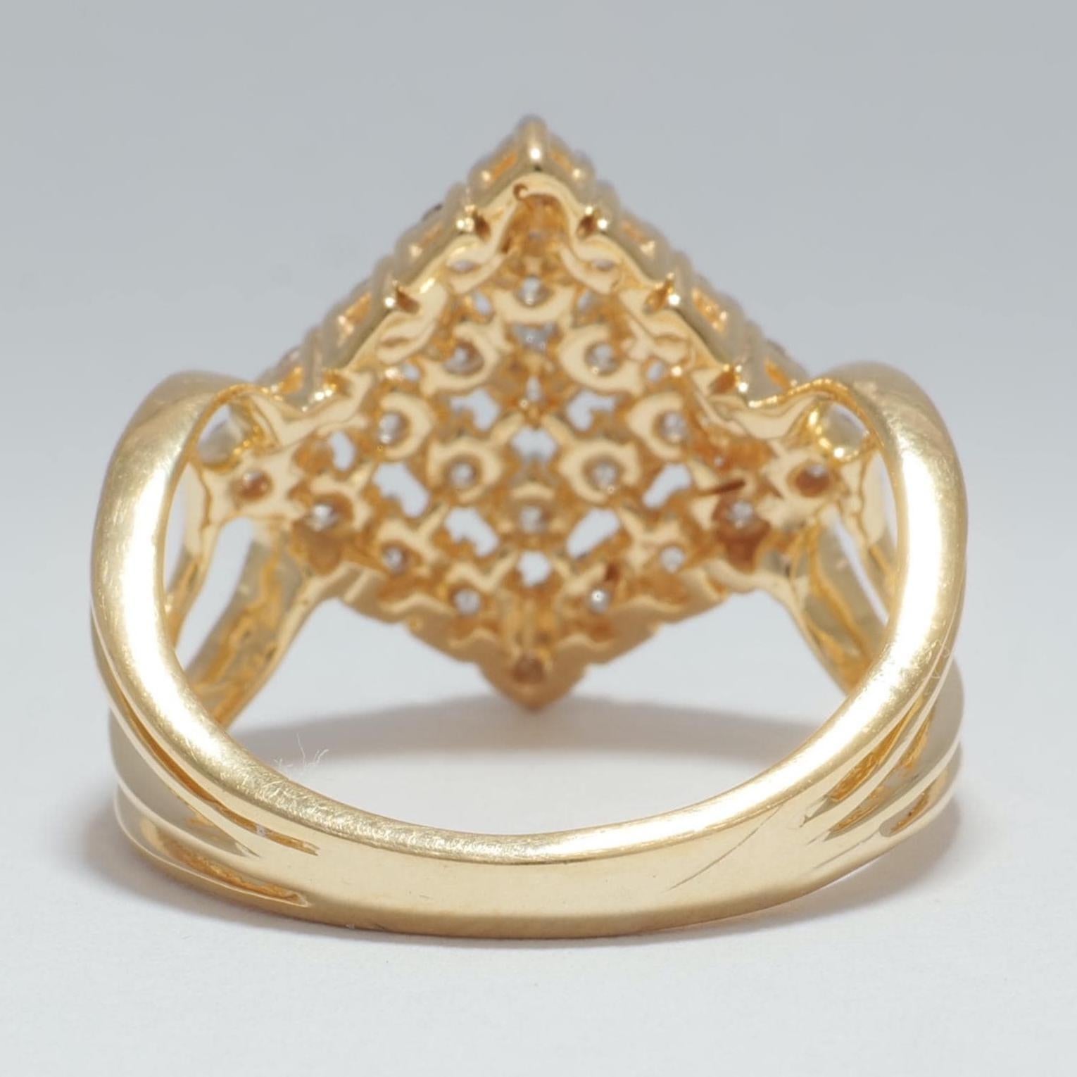 Bague de mariage en or massif 14K avec diamant naturel de forme carrée Halo (certifié) Neuf - En vente à New Delhi, DL