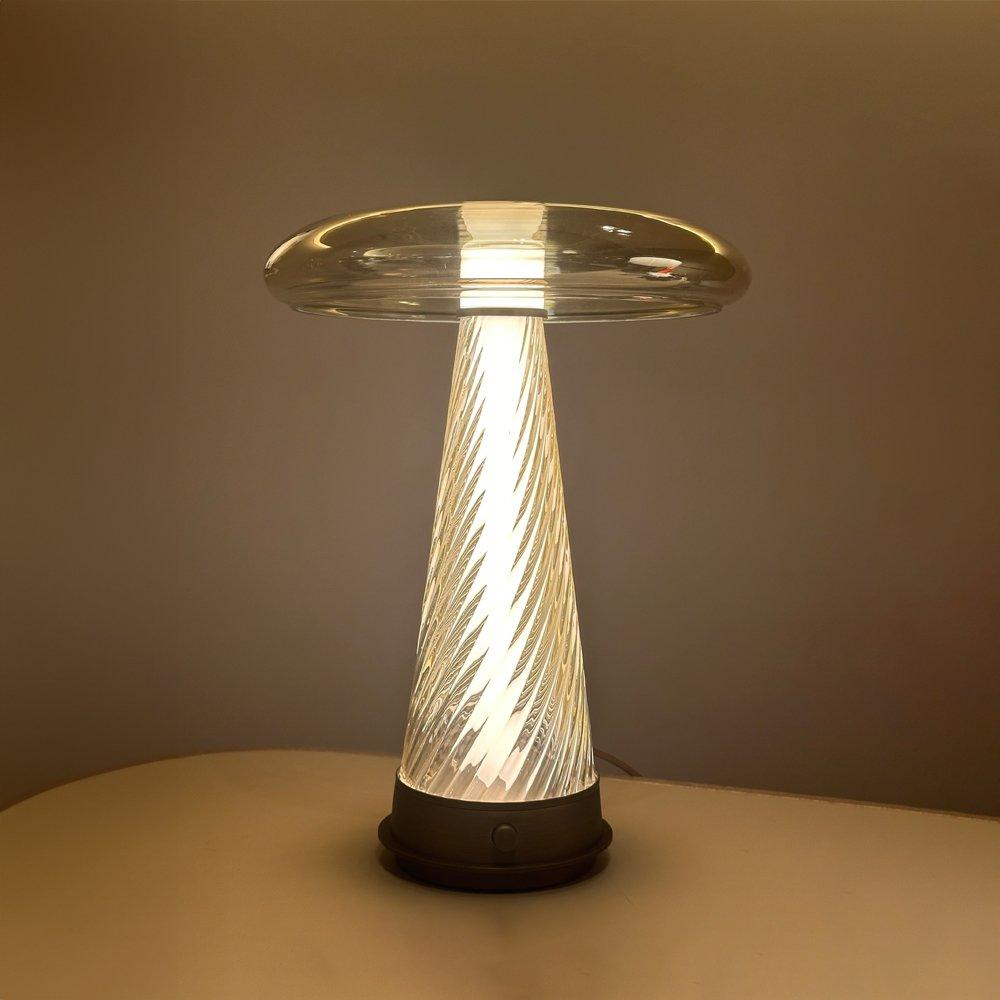 XXIe siècle et contemporain Lampe à poser Halo par André Fu en vente
