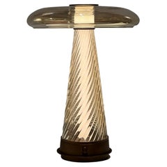 Lampe à poser Halo par André Fu