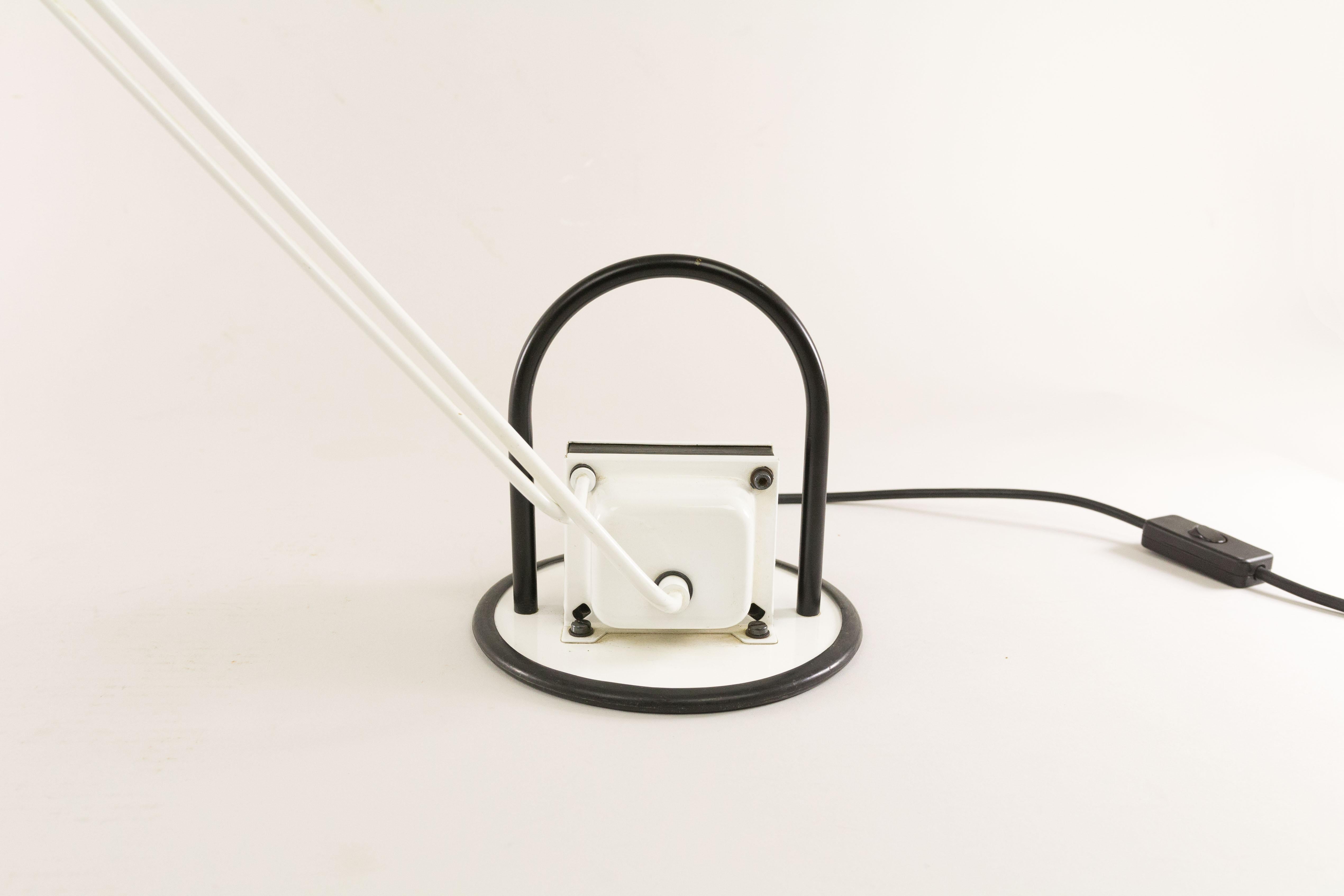Halogen Adjustable White Table Lamp with Black Details from Italy, 1970s In Good Condition In Rotterdam, NL