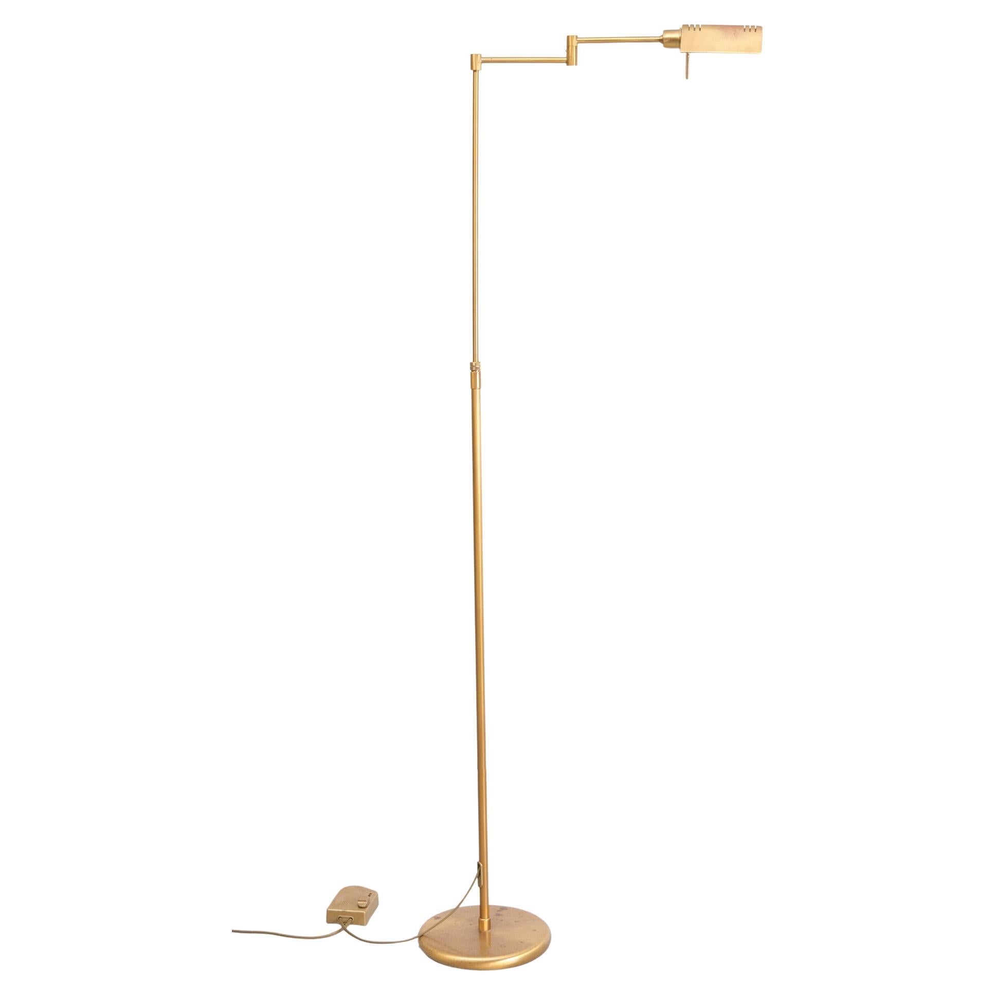 Very nice Holtkotter swing arm Floor lamp . Brass Halogen 
comes with a good working dimmer .adjustable in Height . 100cm/145 cm 
with just the right amount of patine . 