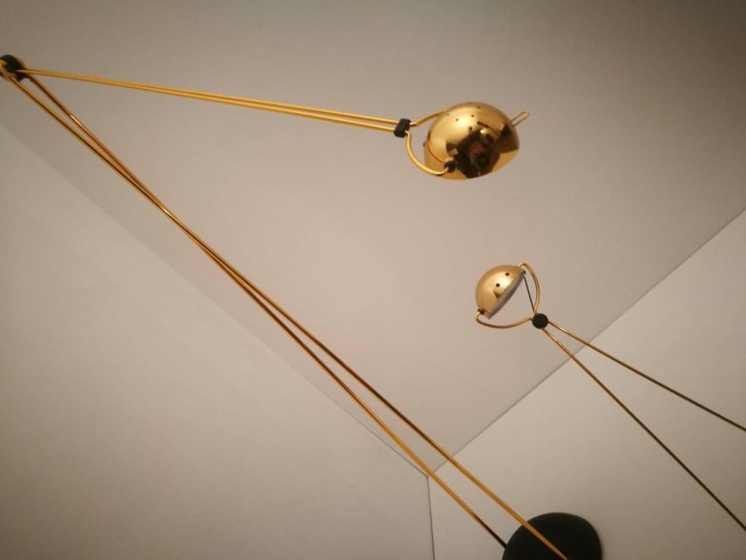 Lampadaire et lampe de bureau halogène de Stephano Cevoli plaqué or, années 1980, Italie en vente 2