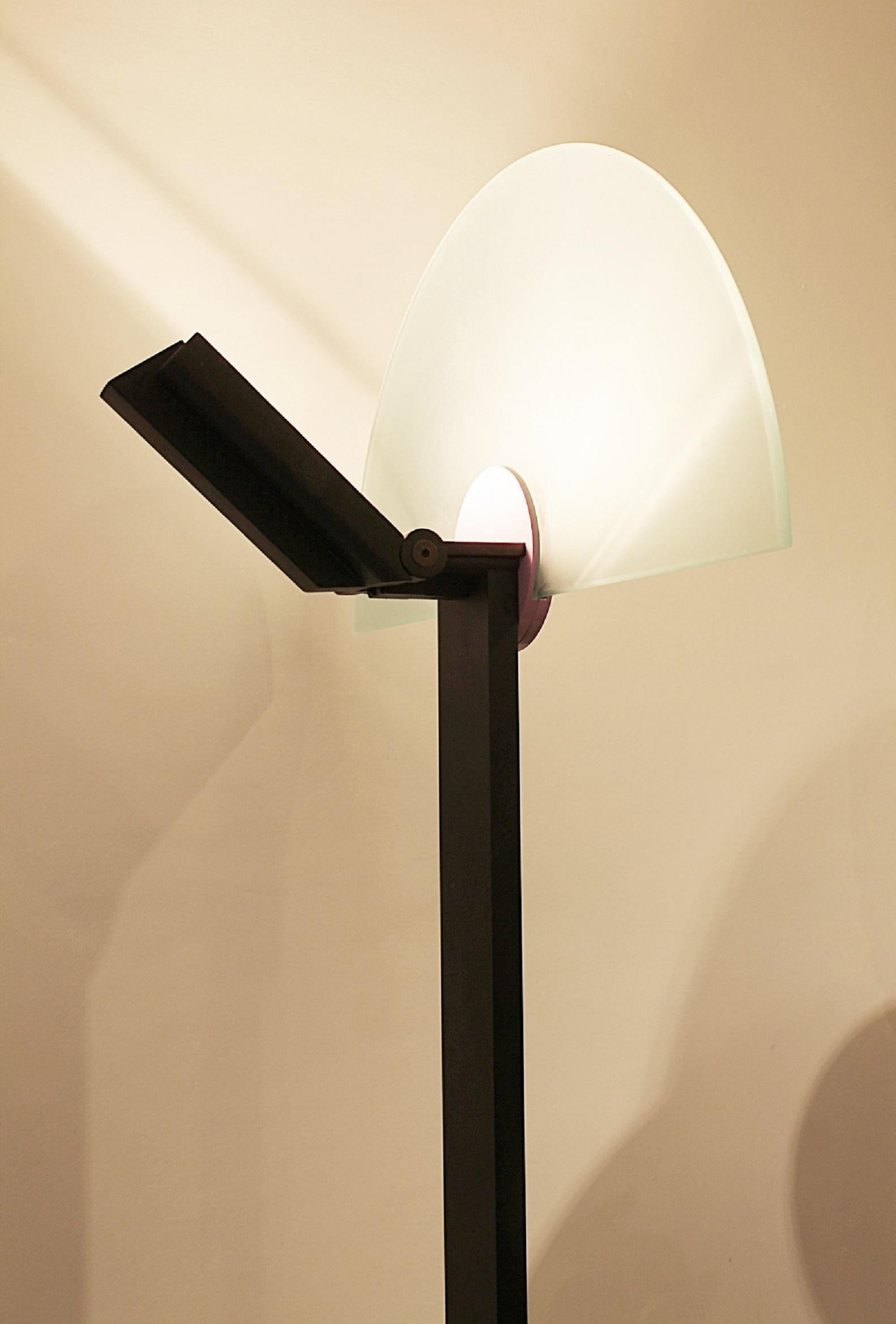 Halogen Floor Lamp Model 'Diadema' by Hans Von Klier for Bilumen, Italy, 1980 In Good Condition For Sale In Brussels, BE