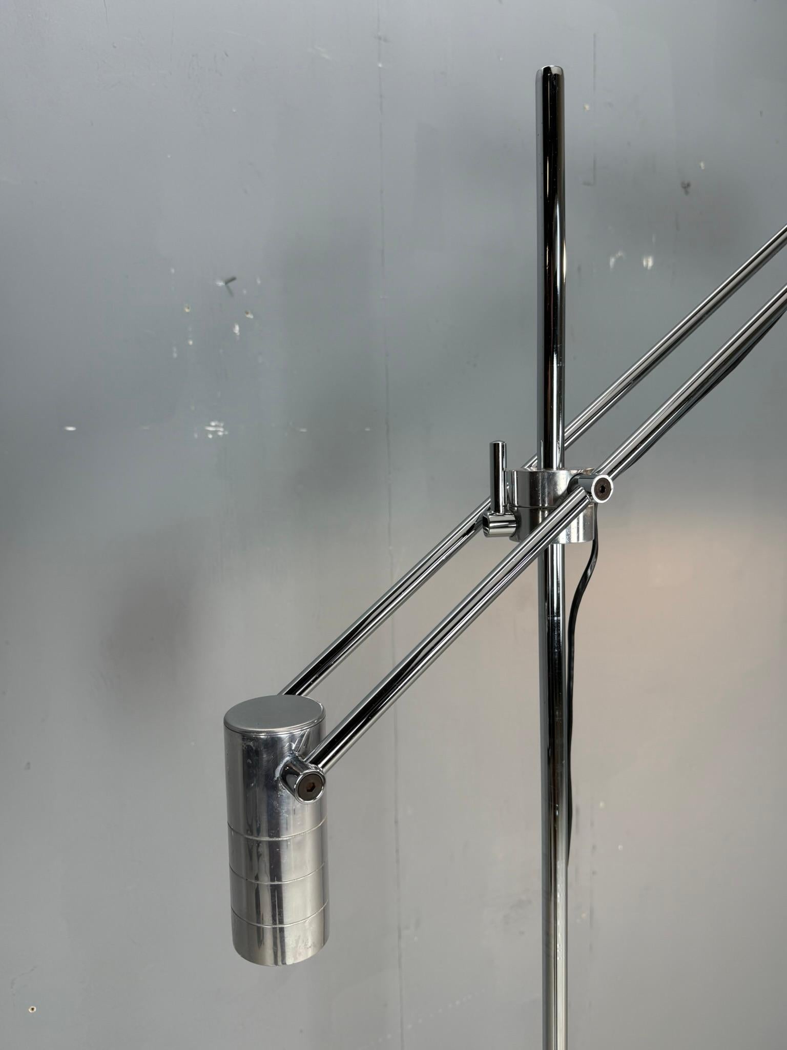 Lámpara de pie Haloprofil 8008 de Viktor Frauenknecht para Swiss Lamps Años 70 siglo XX en venta