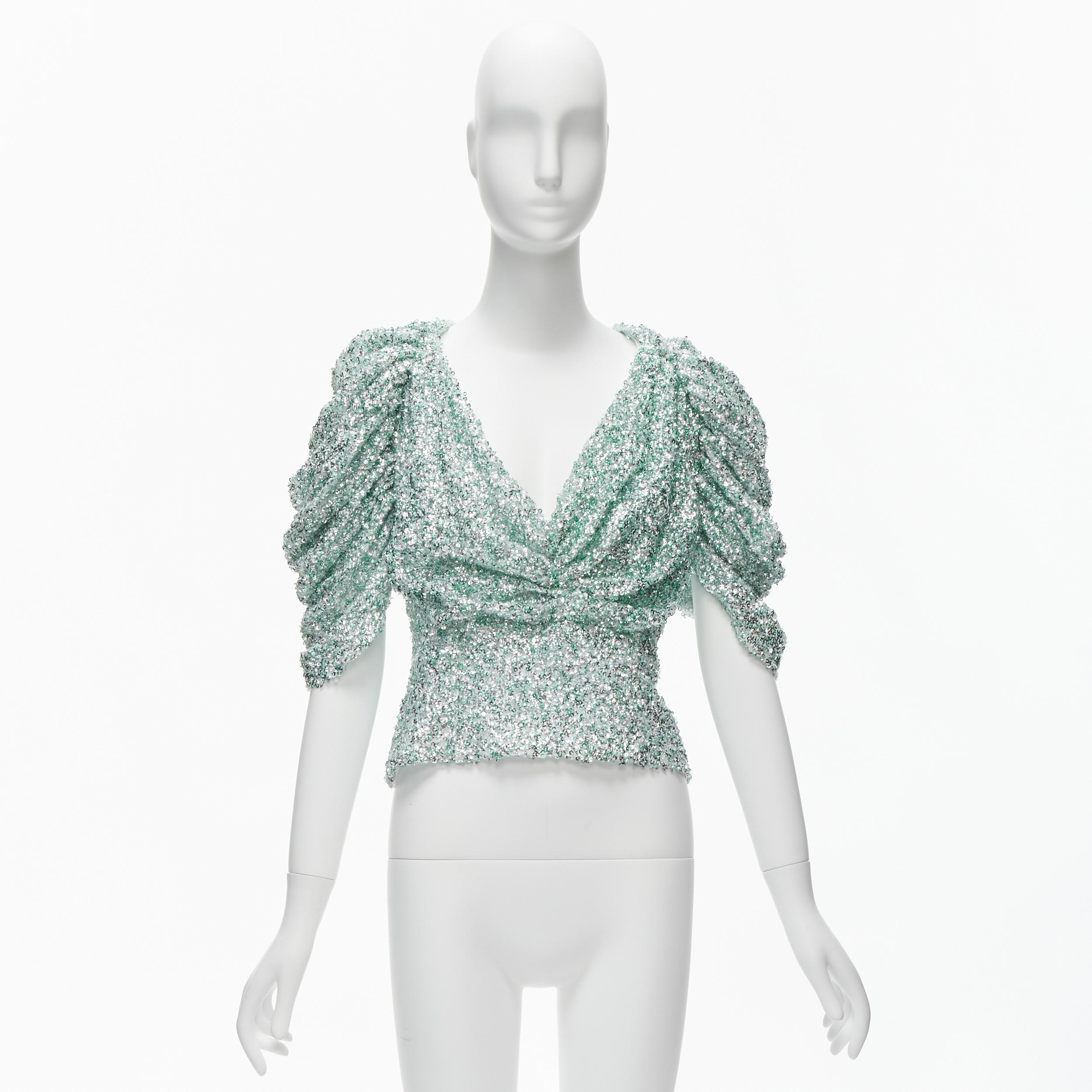 HALPERN - Haut à manches bouffantes en V profond avec sequins argentés vert écume de mer FR36 XS en vente 5