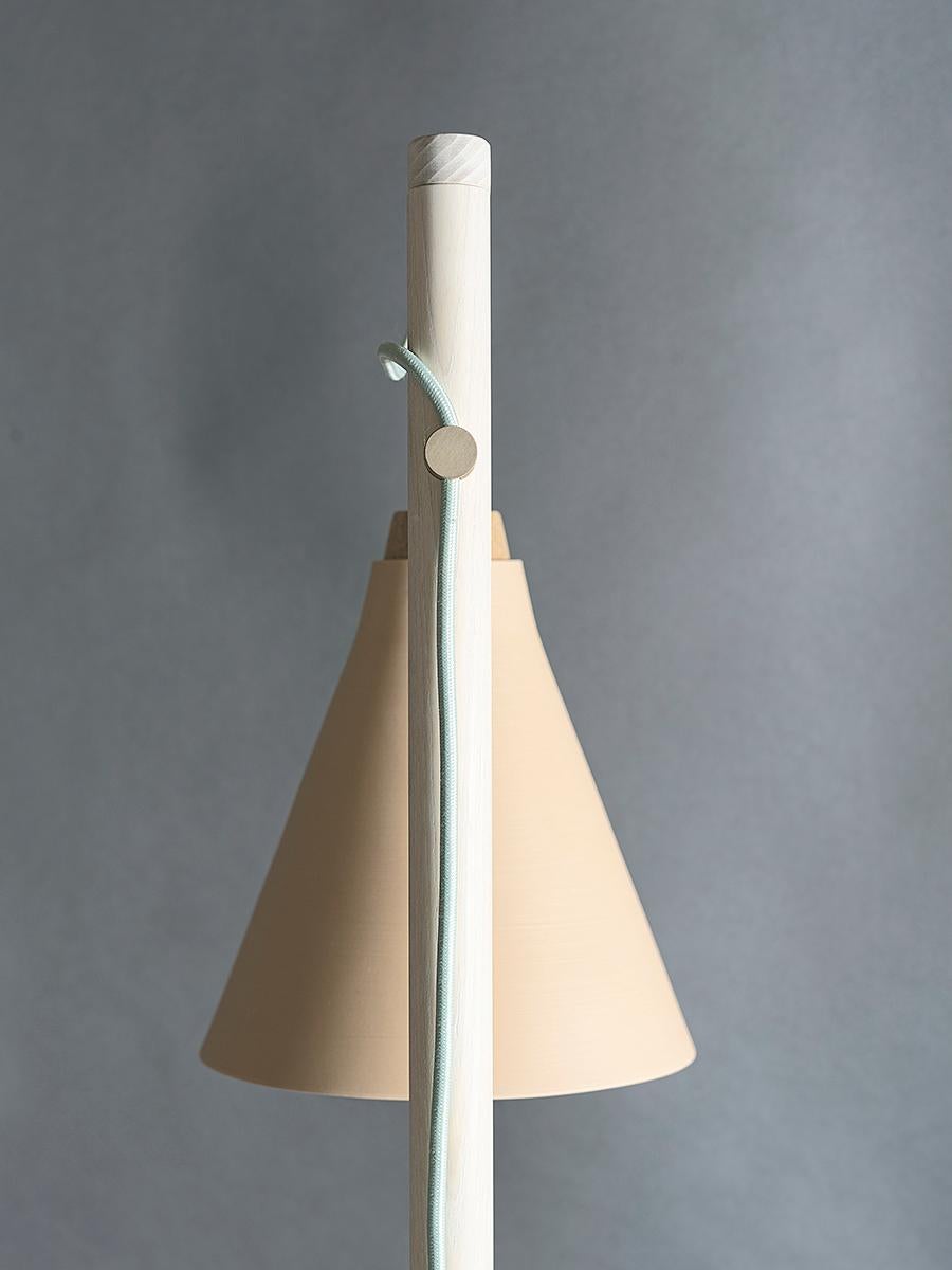 XXIe siècle et contemporain Lampadaire Halsey par VOLK en vente