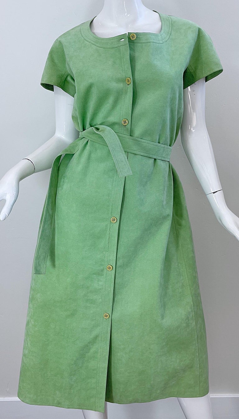 Halston 1970s Pistachio Green Ultra Suede Short Sleeve Vintage 70s Shirt Dress For Sale 2