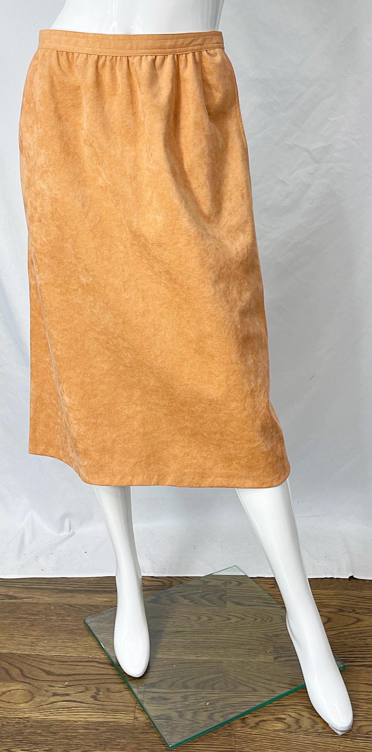 Halston 1970s Salmon Peach Ultrasuede Vintage 70s Belted Jacket and Skirt Suit For Sale 7