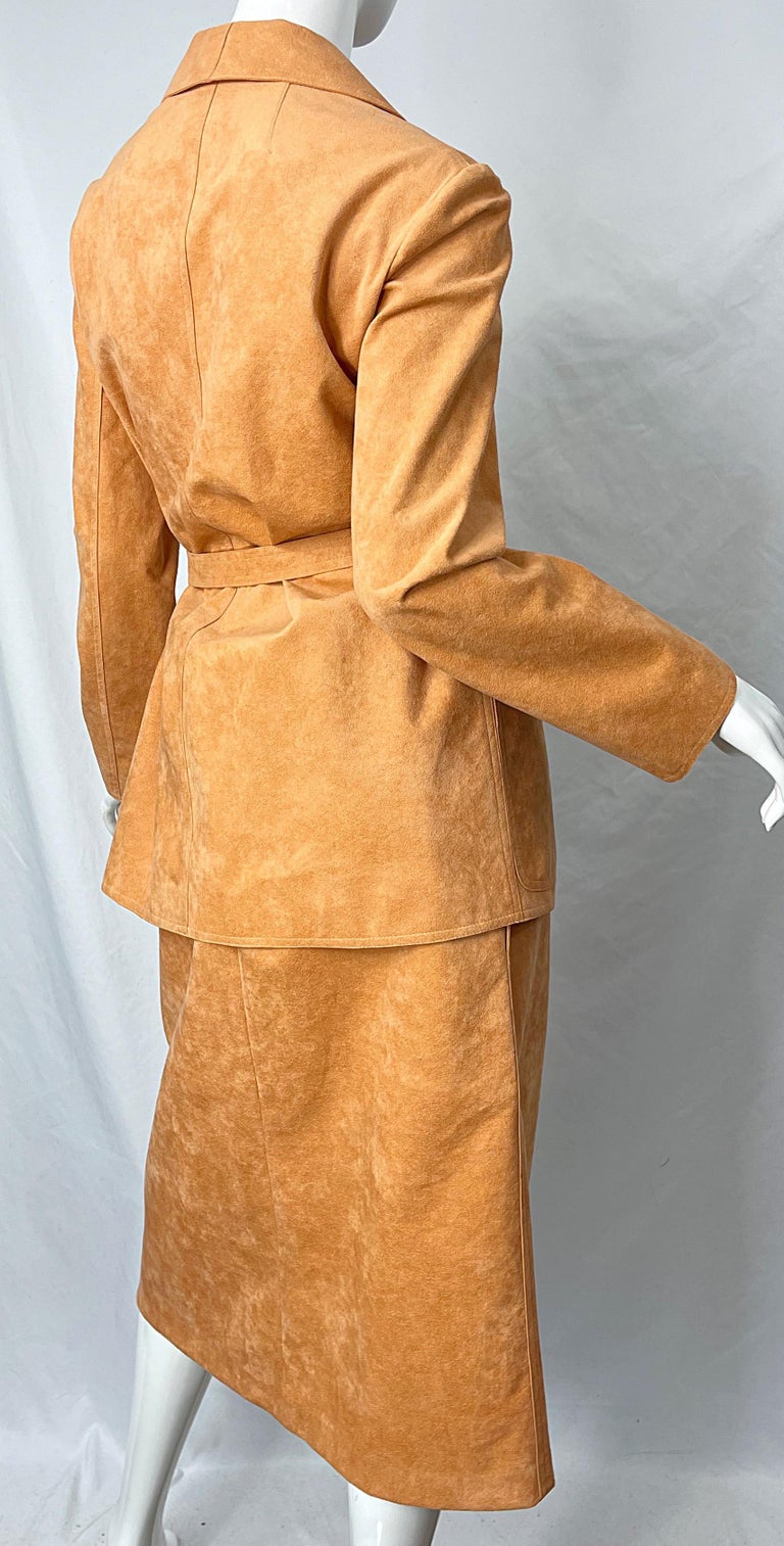 Halston 1970s Salmon Peach Ultrasuede Vintage 70s Belted Jacket and Skirt Suit For Sale 4