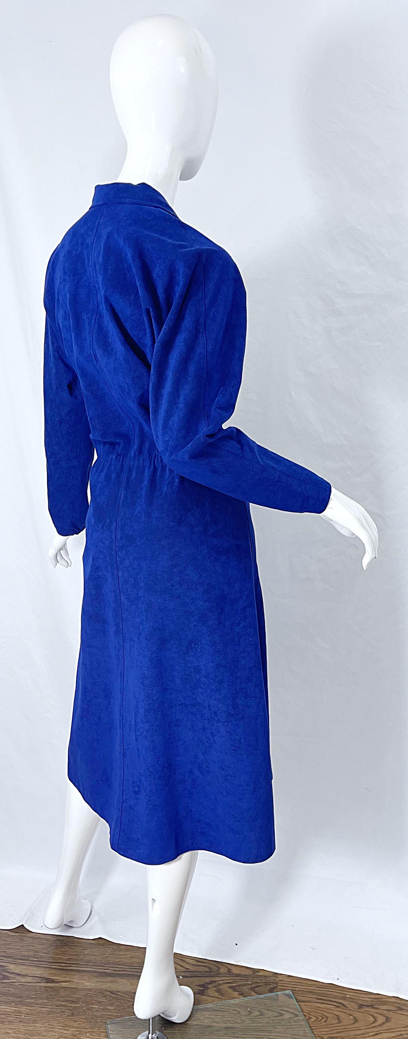 Halston 1970s Ultra Suede Royal Blue Large Size Vintage 70s Shirt Wrap Dress In Excellent Condition In San Diego, CA