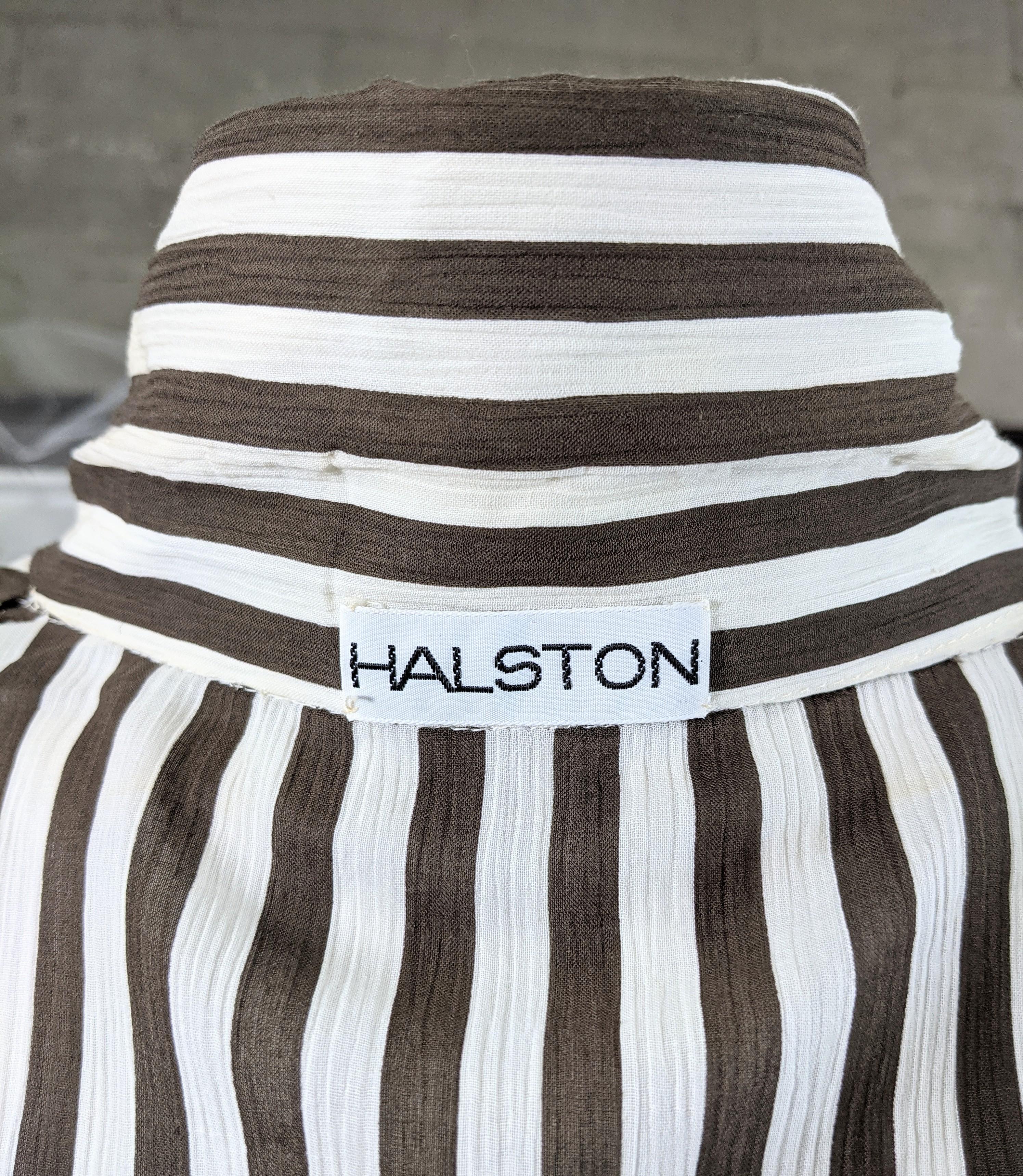 Halston - Robe de jour à rayures en coton froncé en vente 1