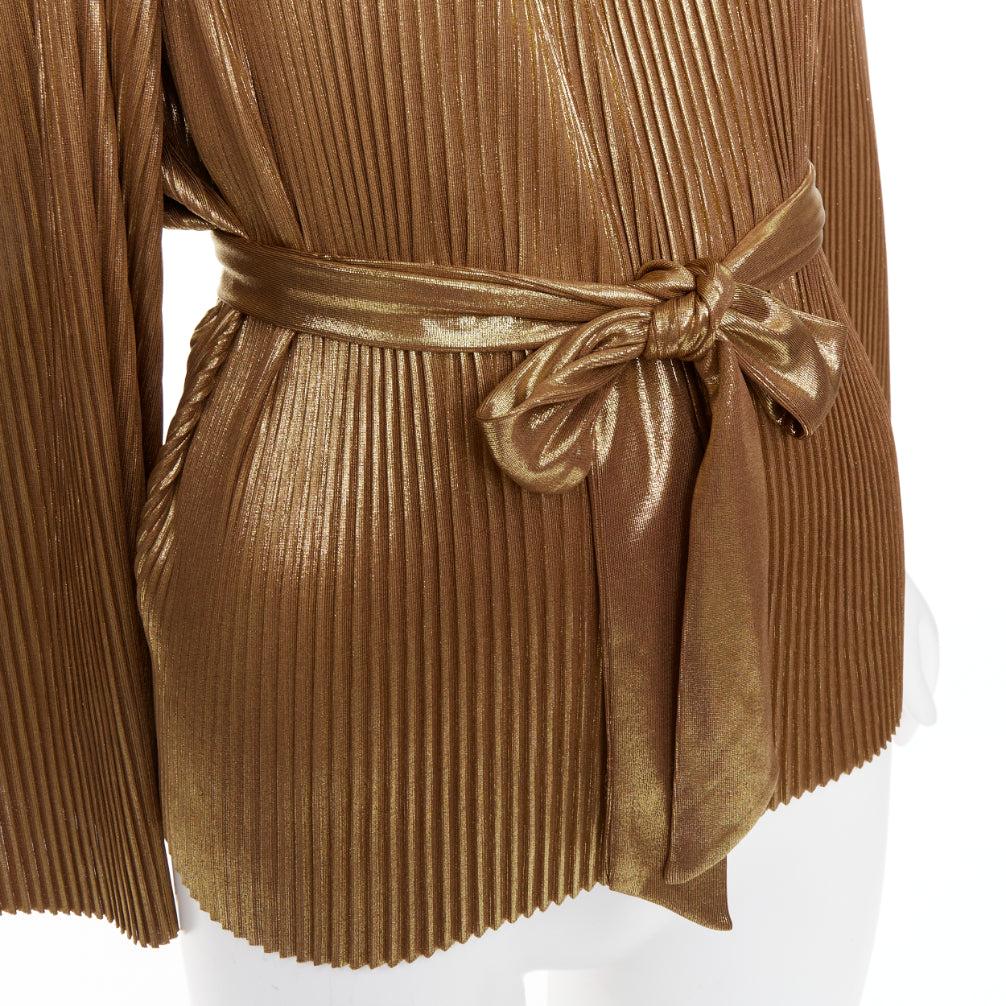 Halston Heritage oro, top a fisarmonica plissettato con arricciatura sulla spalla, dea della cravatta US10 L.
Riferimento: CC/A00499
Marchio: Halston Heritage
Materiale: Poliestere
Colore: oro
Modello: Tinta unita
Chiusura: autocollante
Dettagli