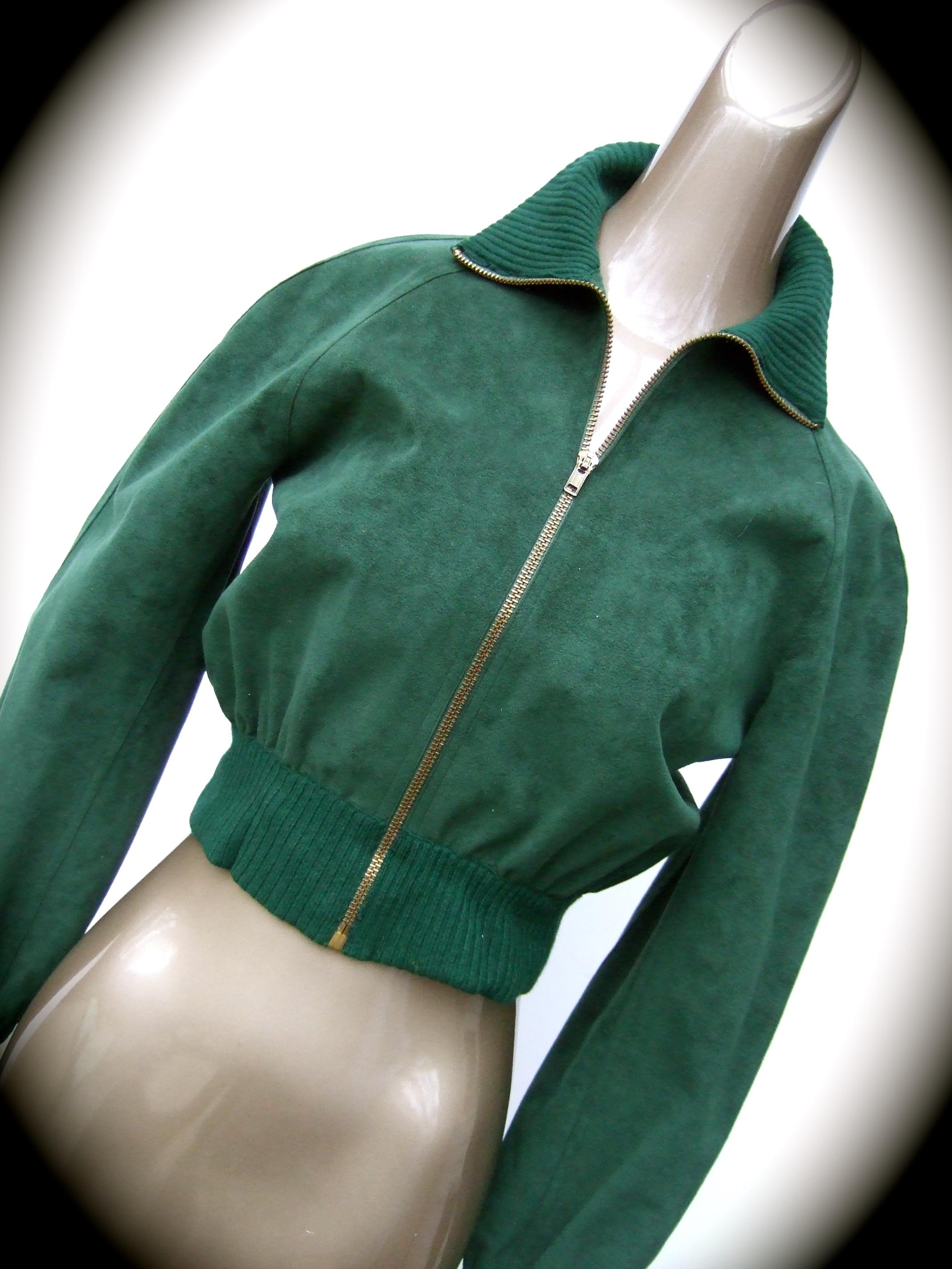 Halston Iconic Ultra Feather Faux Suede Cropped Zippered Jacket c 1970s Petite  In Good Condition For Sale In University City, MO
