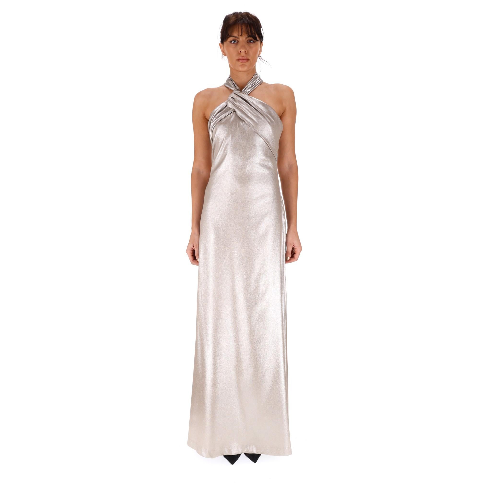 Brand New - Halston Metallic Gown

Metallic crepe long 'Raelynn' dress embellished with twisted halter-neckline and open back with concealed zip fastening.

Rrp Approx. £460

Size – 4US

Condition – Brand New, With Labels

Composition – 100%