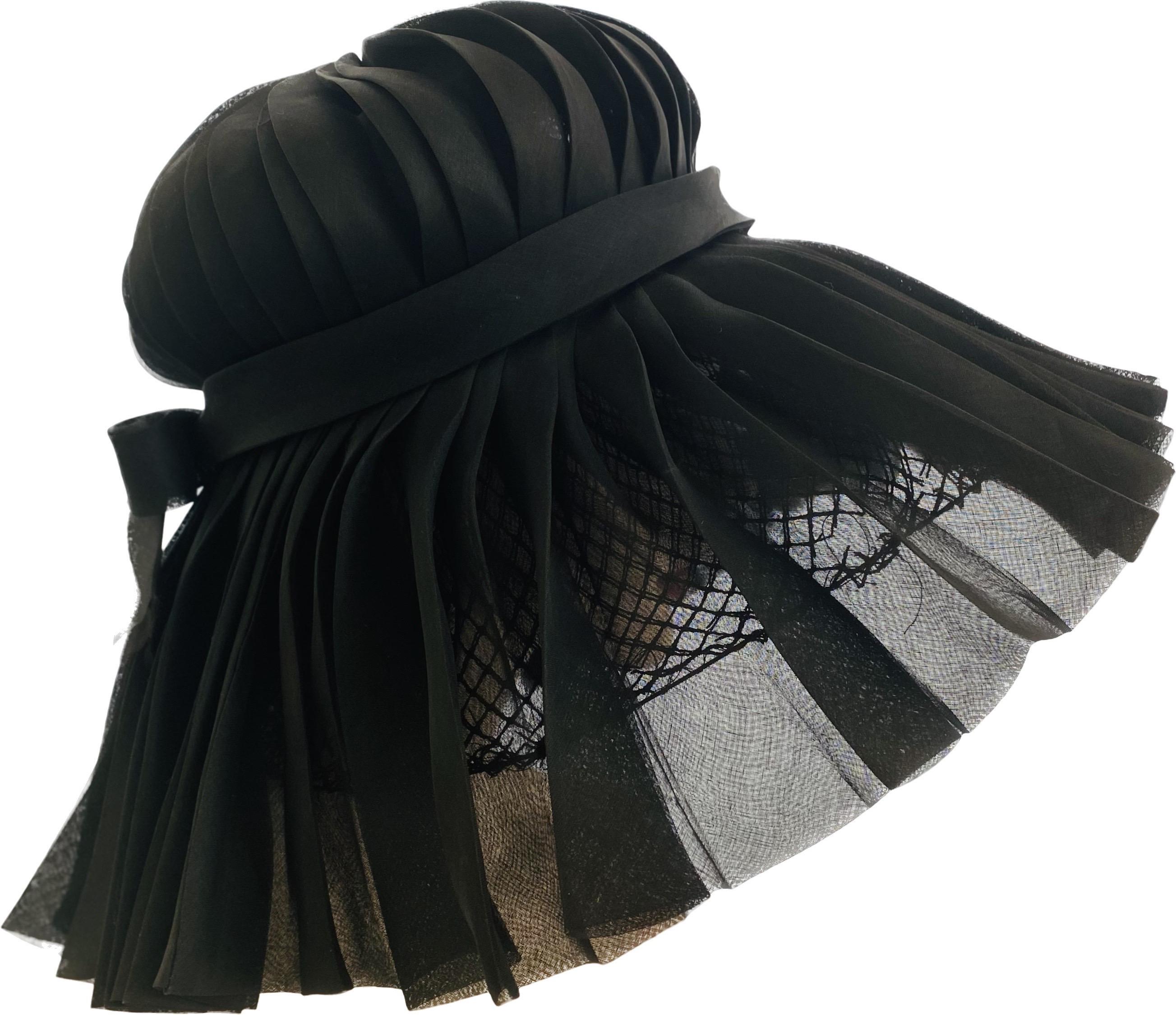Halston of Bergdorf Goodman Early Vintage 1960s Wide Brim Pleated Hat  In Excellent Condition In Chicago, IL