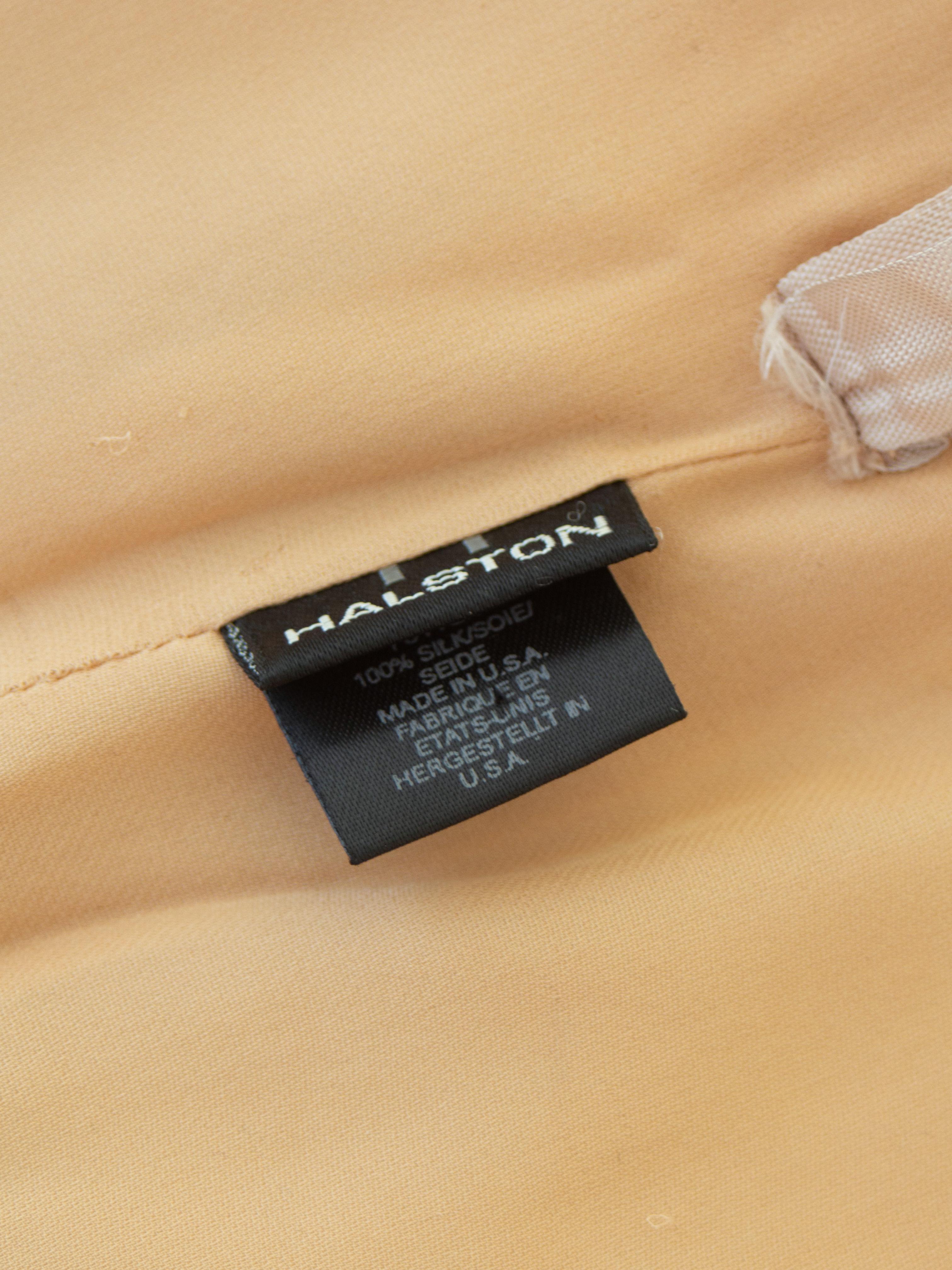 Halston Vintage F/W 1997 Vestido de lentejuelas de cristal con cuentas de plata desnuda en venta 12