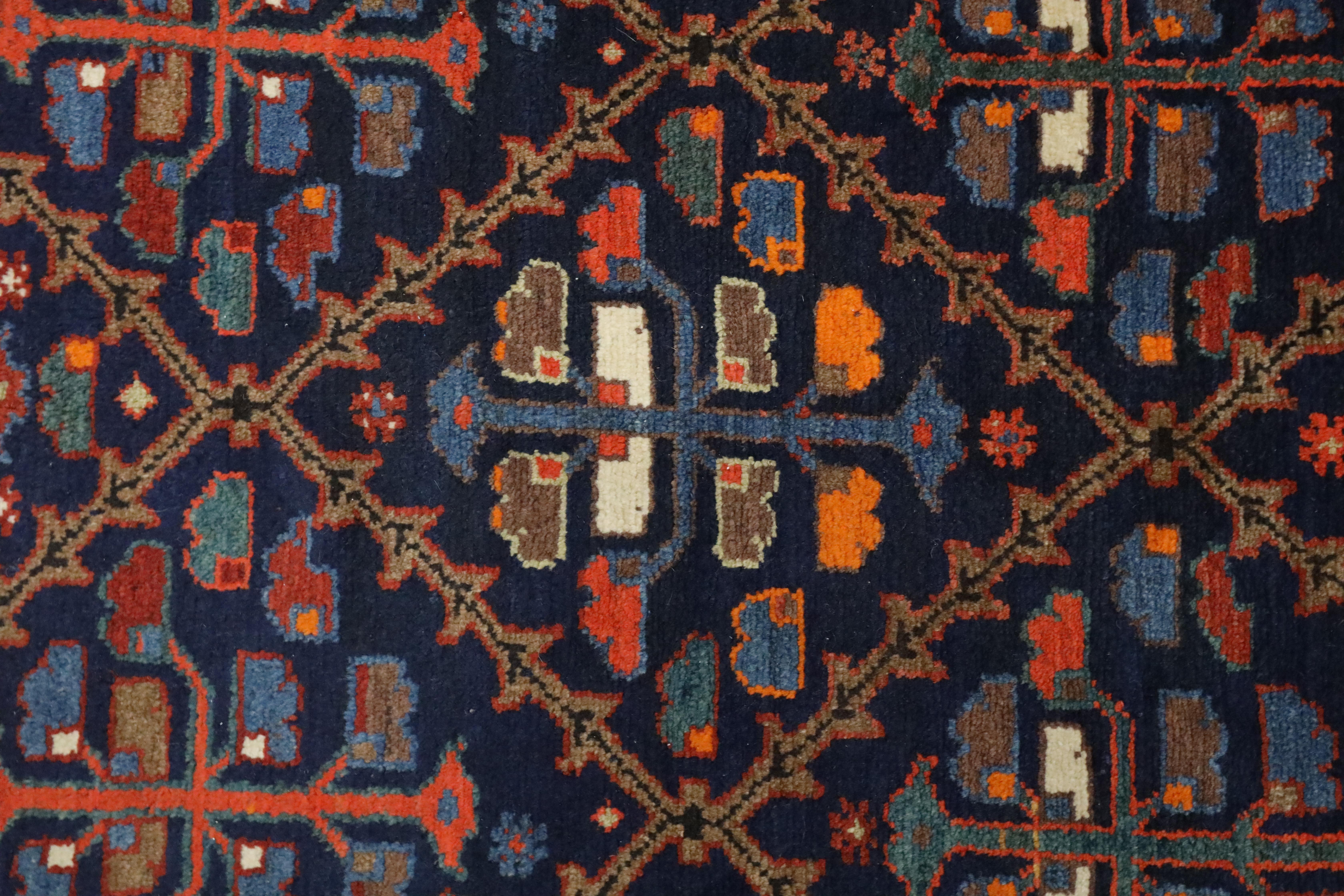 Hamedan Antique rug - 4'9