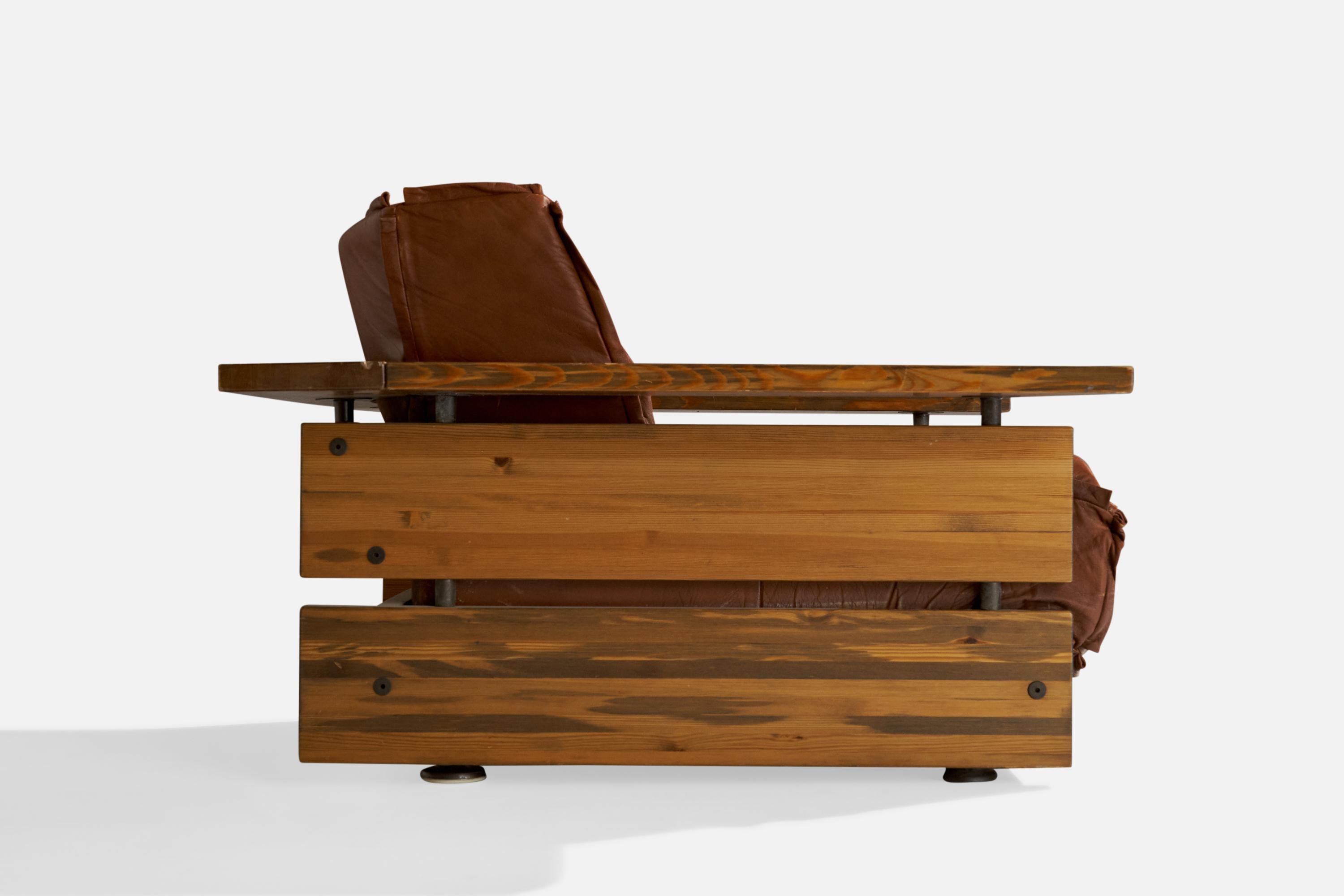 Hämeen Kalustaja, Lounge Chair, Pine, Leather, Finland, 1970s For Sale 2