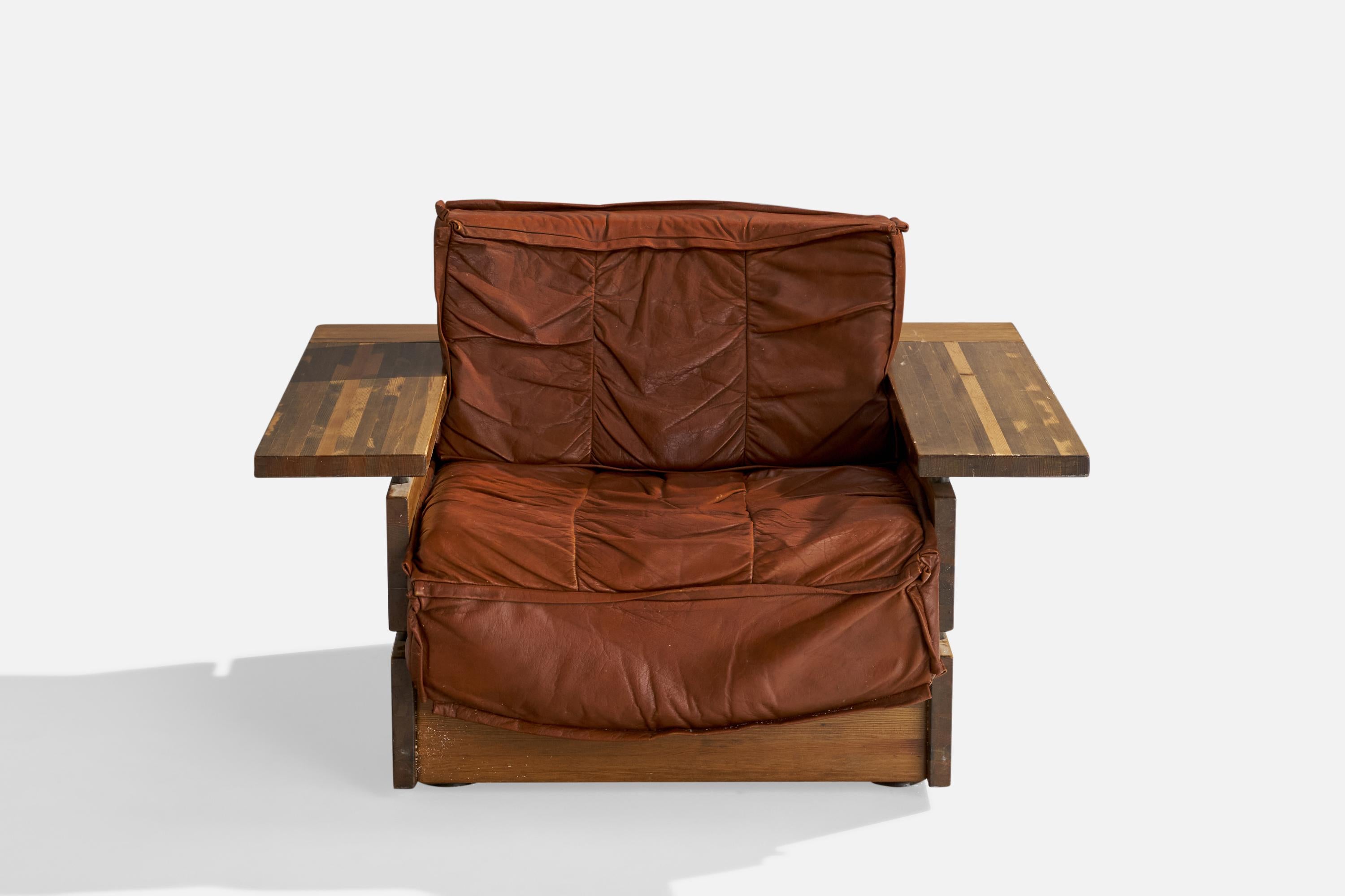 Hämeen Kalustaja, Lounge Chair, Pine, Leather, Finland, 1970s For Sale 3