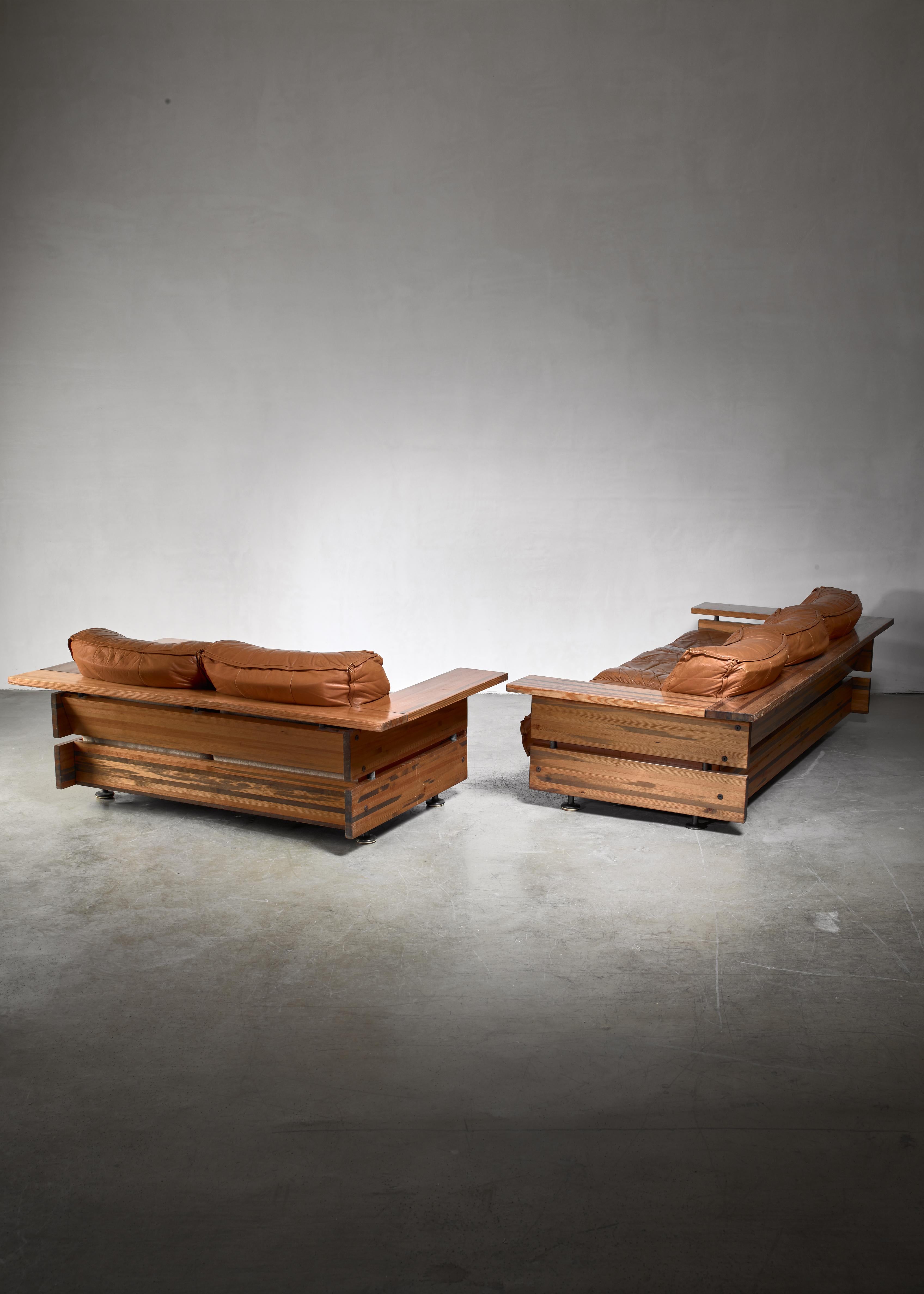 Finnish Hameen Kalustaja Pine and Leather Sofa Set, Finland For Sale