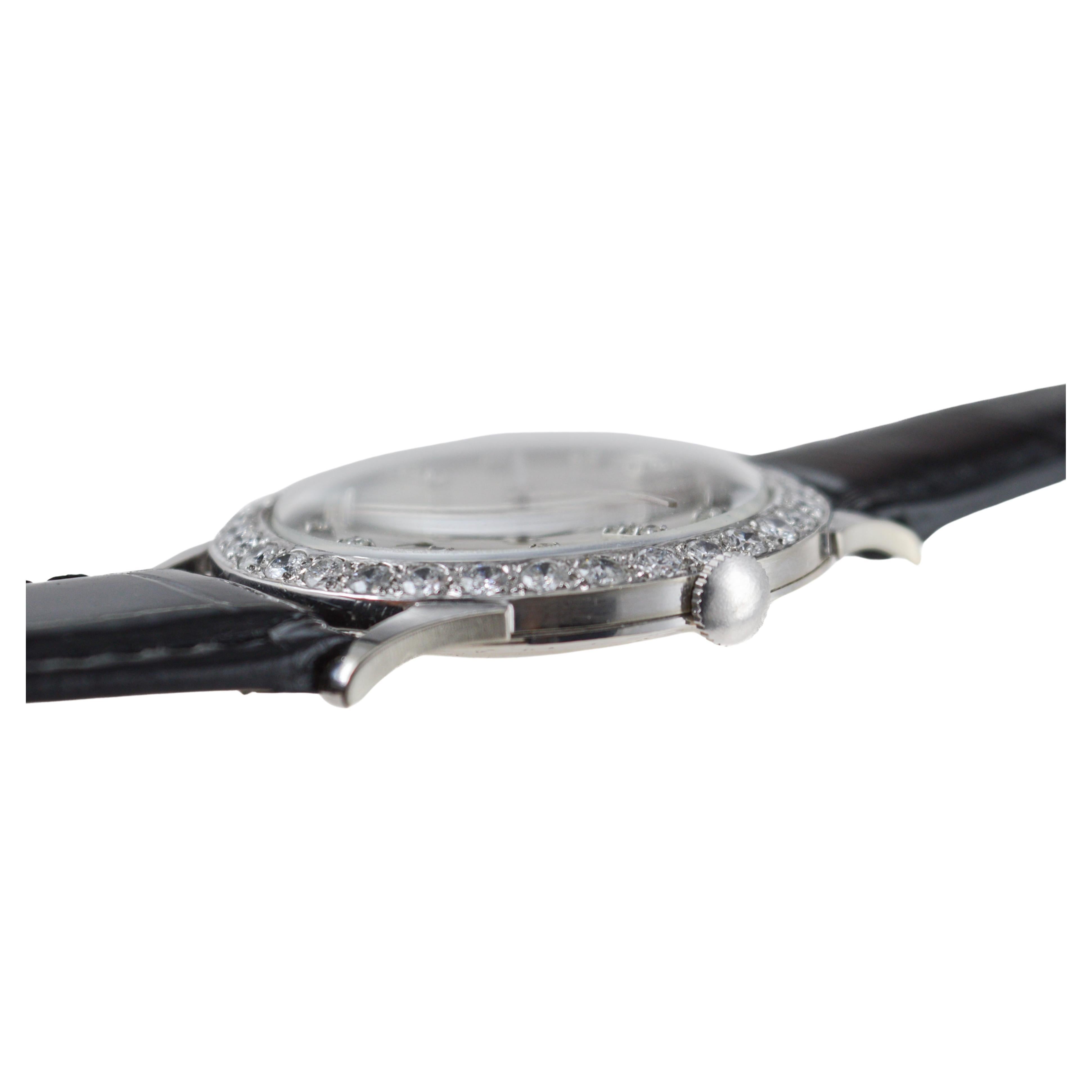 Hamilton Dress Watch in oro bianco 14Kt con lunetta di diamanti originale degli anni '50 in vendita 7