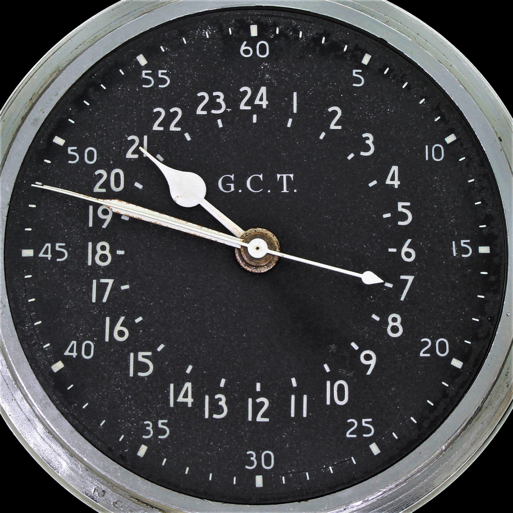 Exceptional Hamilton 4992B G.C.T. pocket watch assigned to military personnel during World War II. This pocket watch earned the name the 