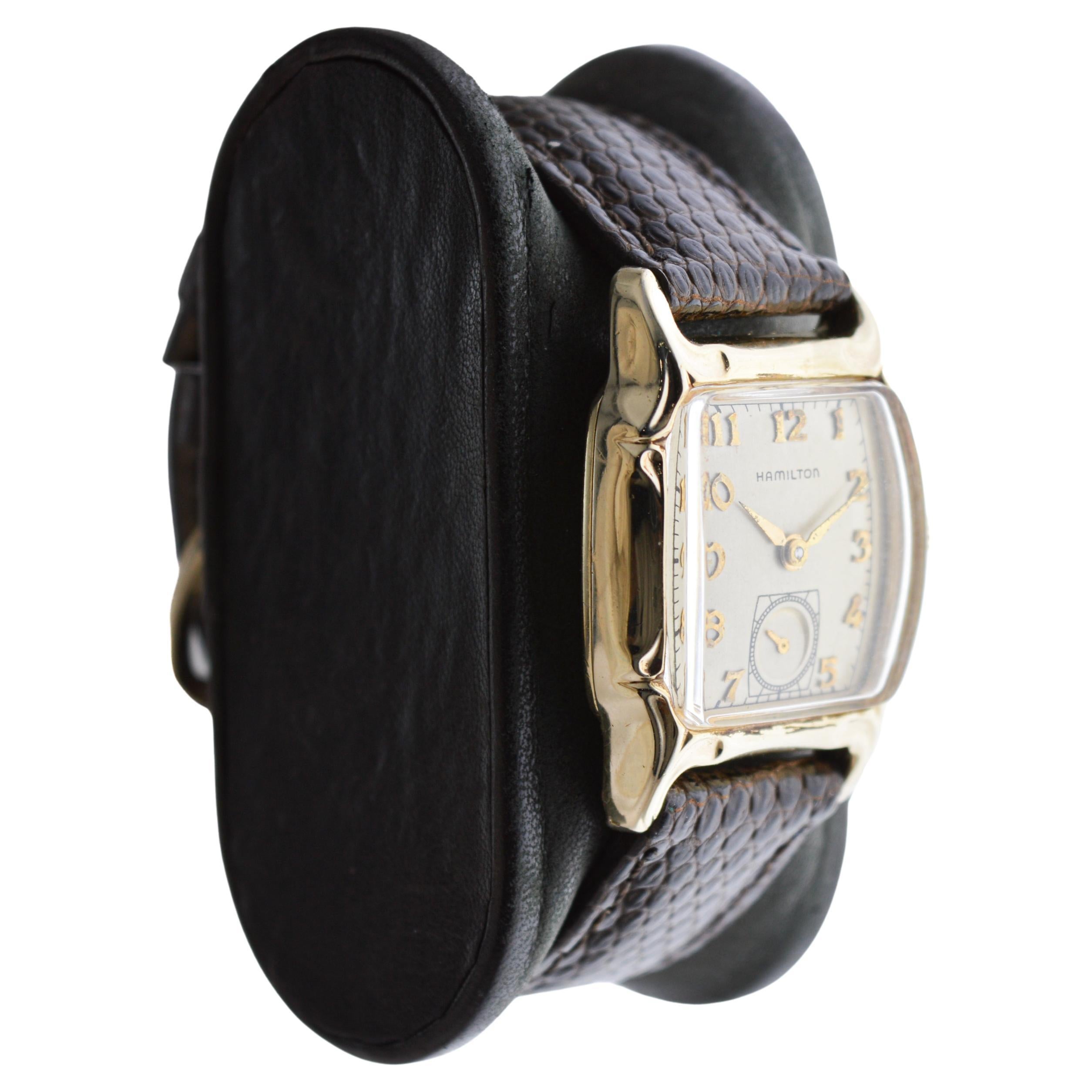 Hamilton Art Decó Esfera de plata de ley Lawton rellena de oro amarillo con forma de tortuga en venta 1