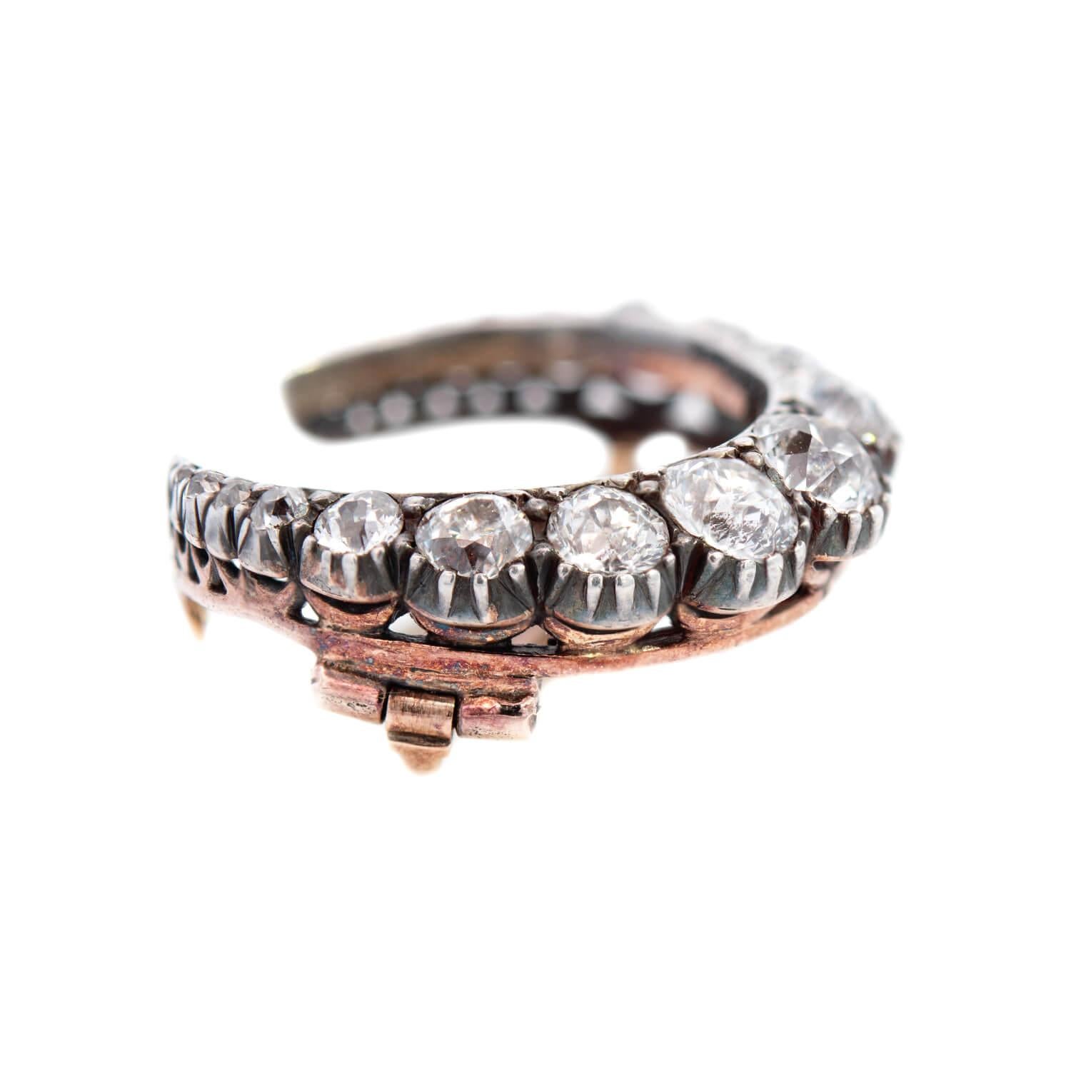 Founded in 1866 by Sir Robert Inches and James Hamilton, Hamilton & Inches has been crafting high quality luxury jewelry in Edinburgh, Scotland, for well over a century up to the current day. They have been lauded for their skilled craftsmanship