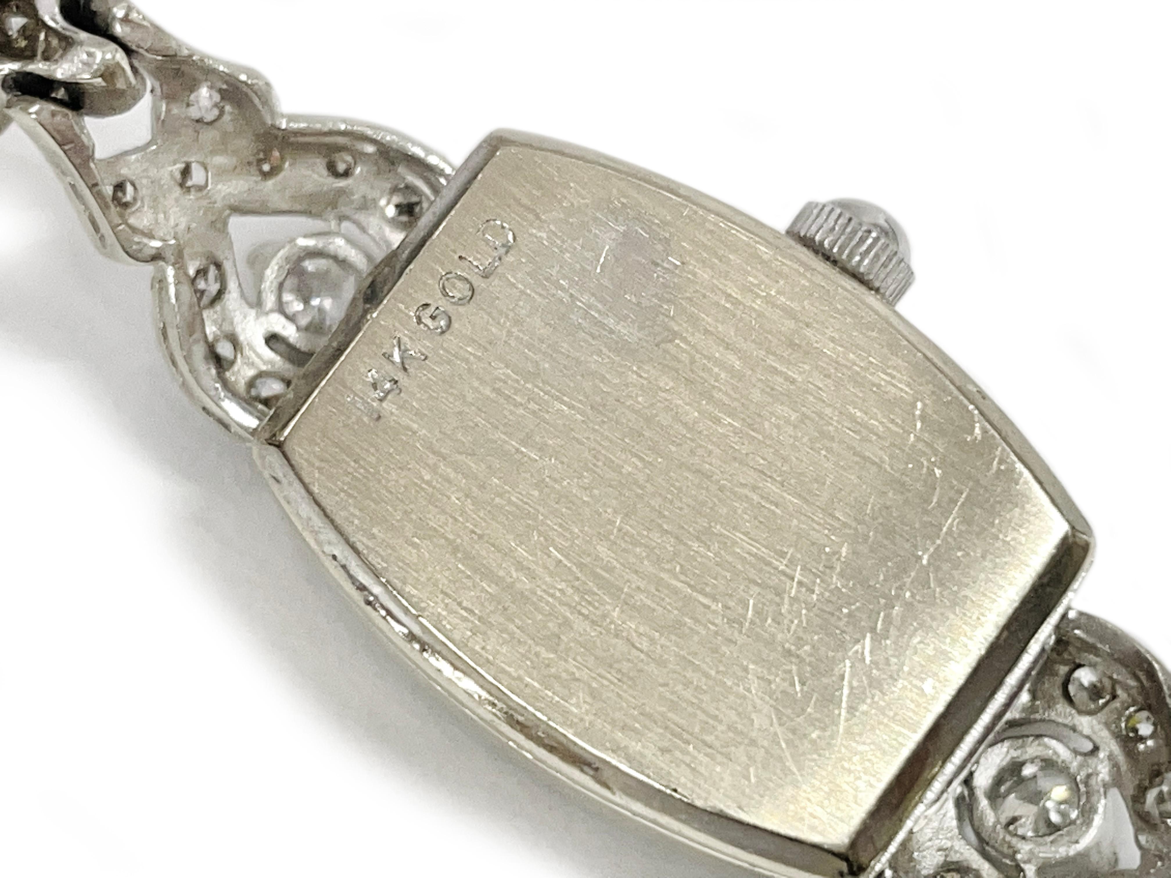 Taille ronde Hamilton Montre-bracelet pour femmes en or blanc et diamants, c. 1930 en vente