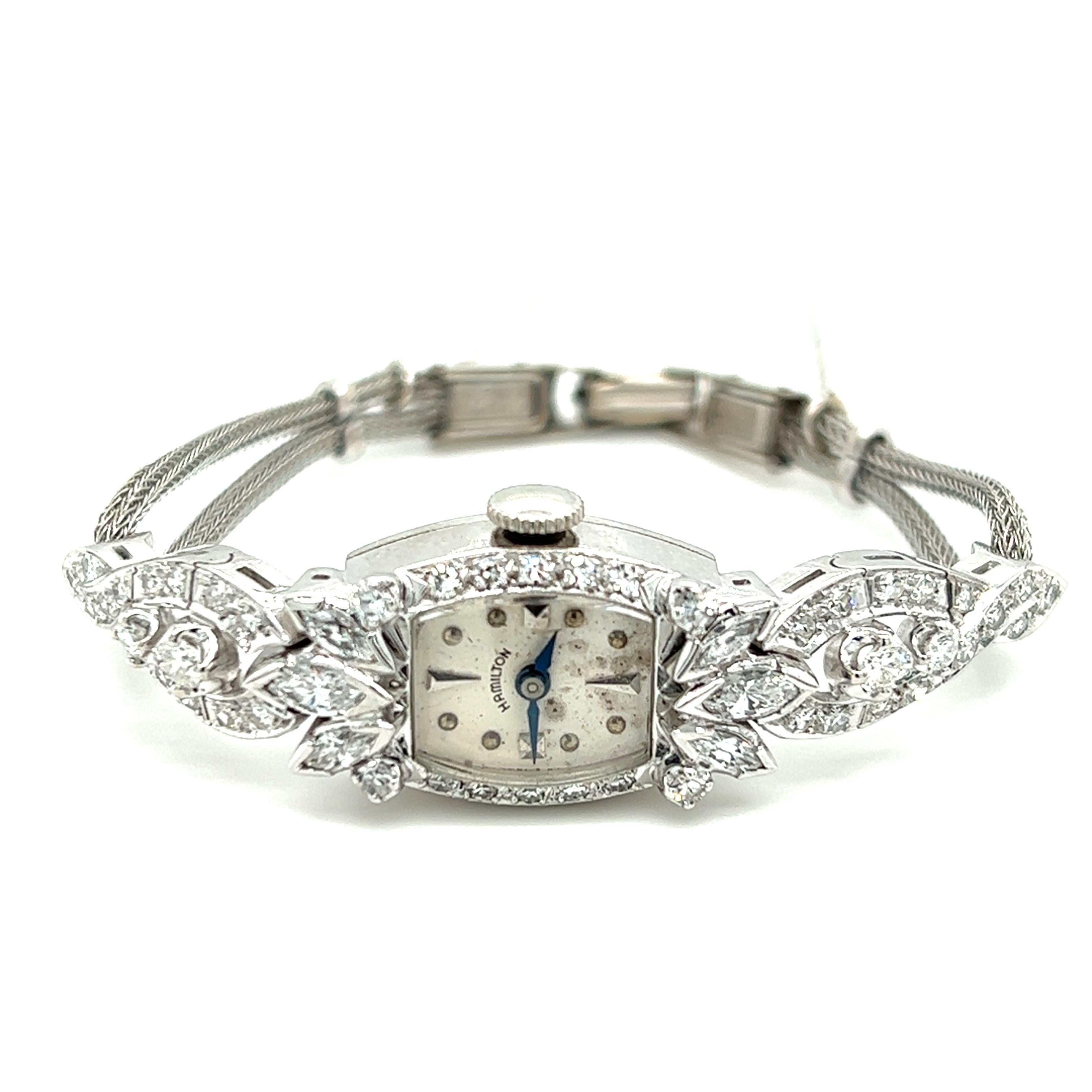 Taille brillant Hamilton Montre-bracelet en or blanc et diamants pour femmes, c. 1960