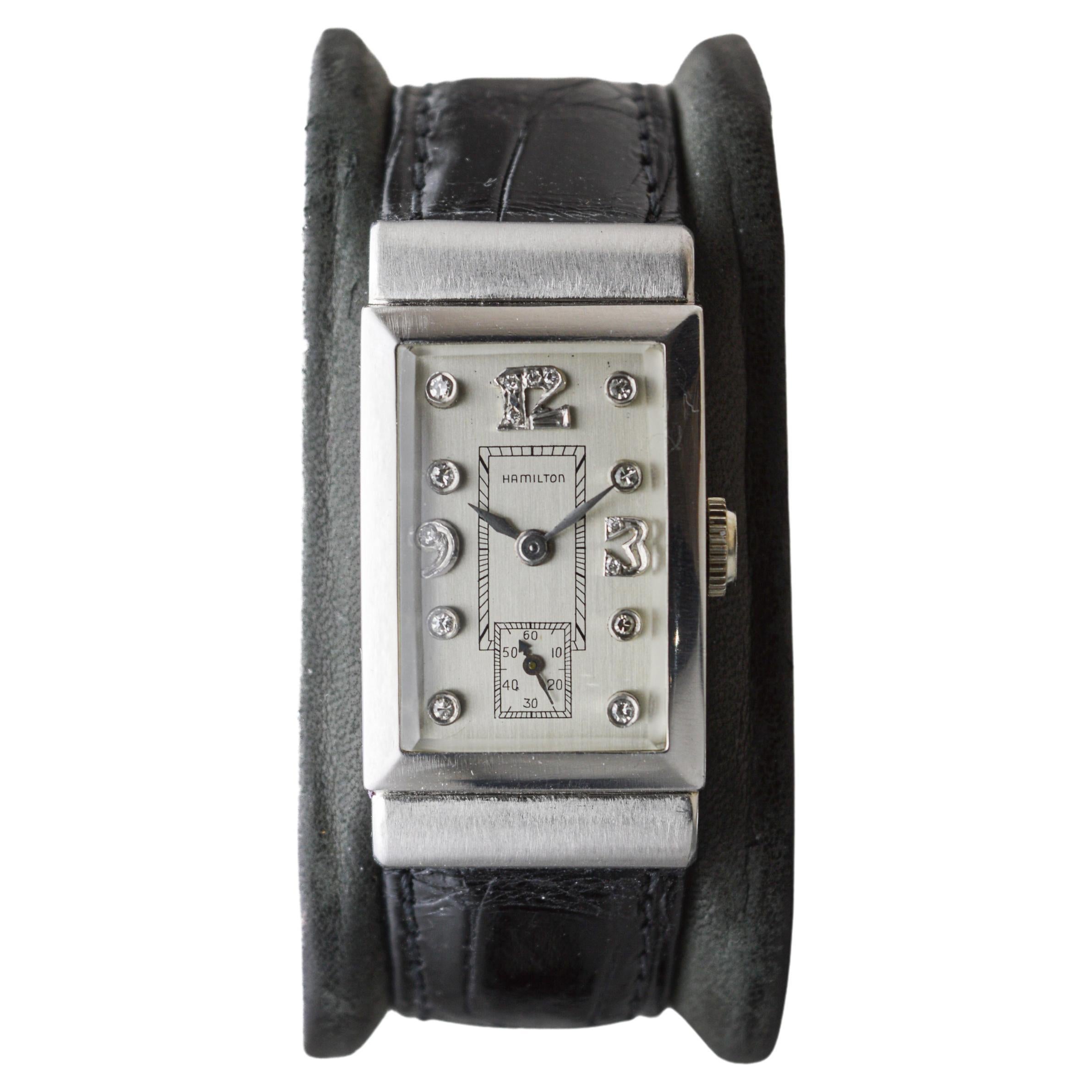 Hamilton Platinum Art Deco Tank Stil mit abgedeckten Lugs aus den 1940er Jahren im Angebot