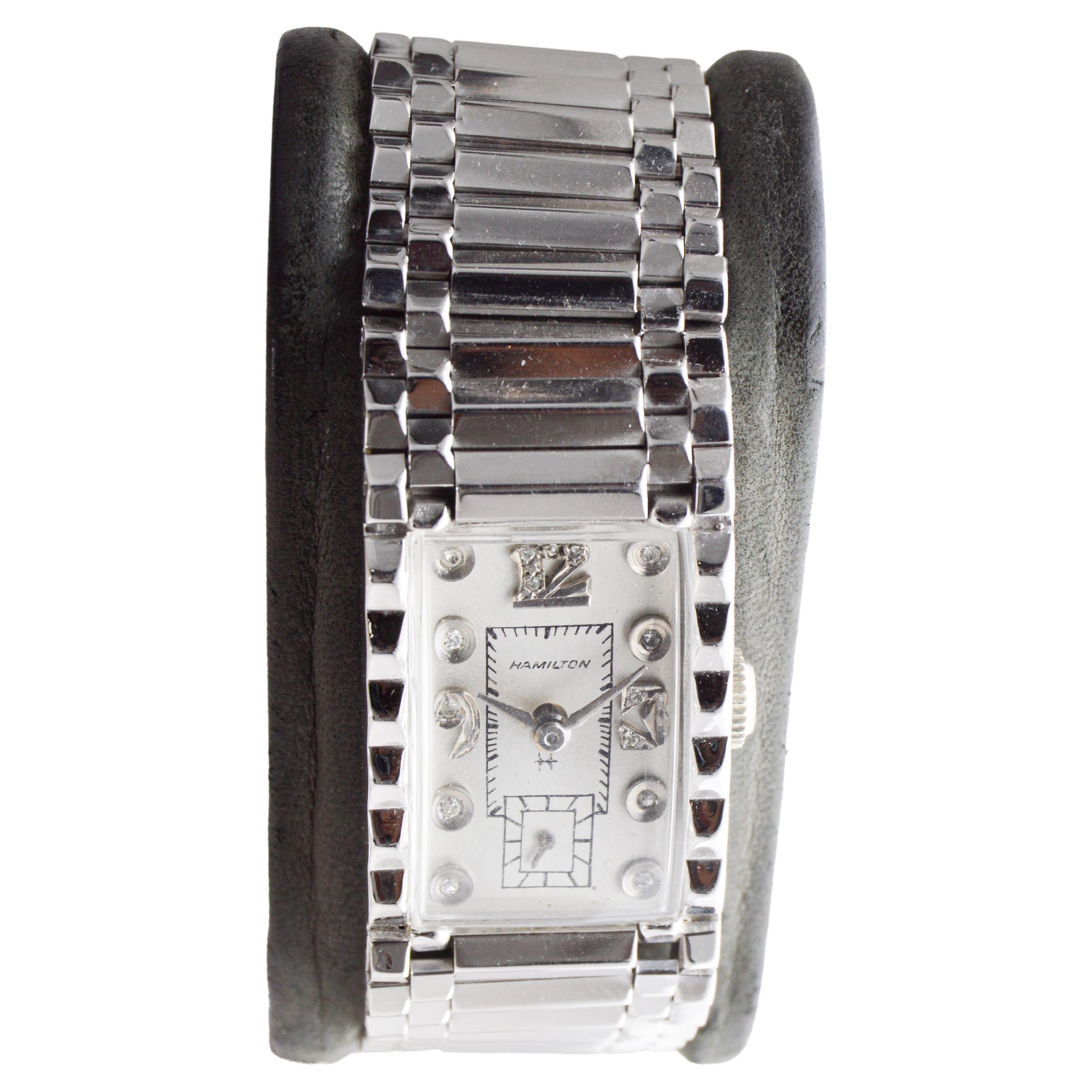Hamilton Solid 14 Karat White Gold Art Deco Bracelet Watch, circa 1940s In Excellent Condition For Sale In Long Beach, CA