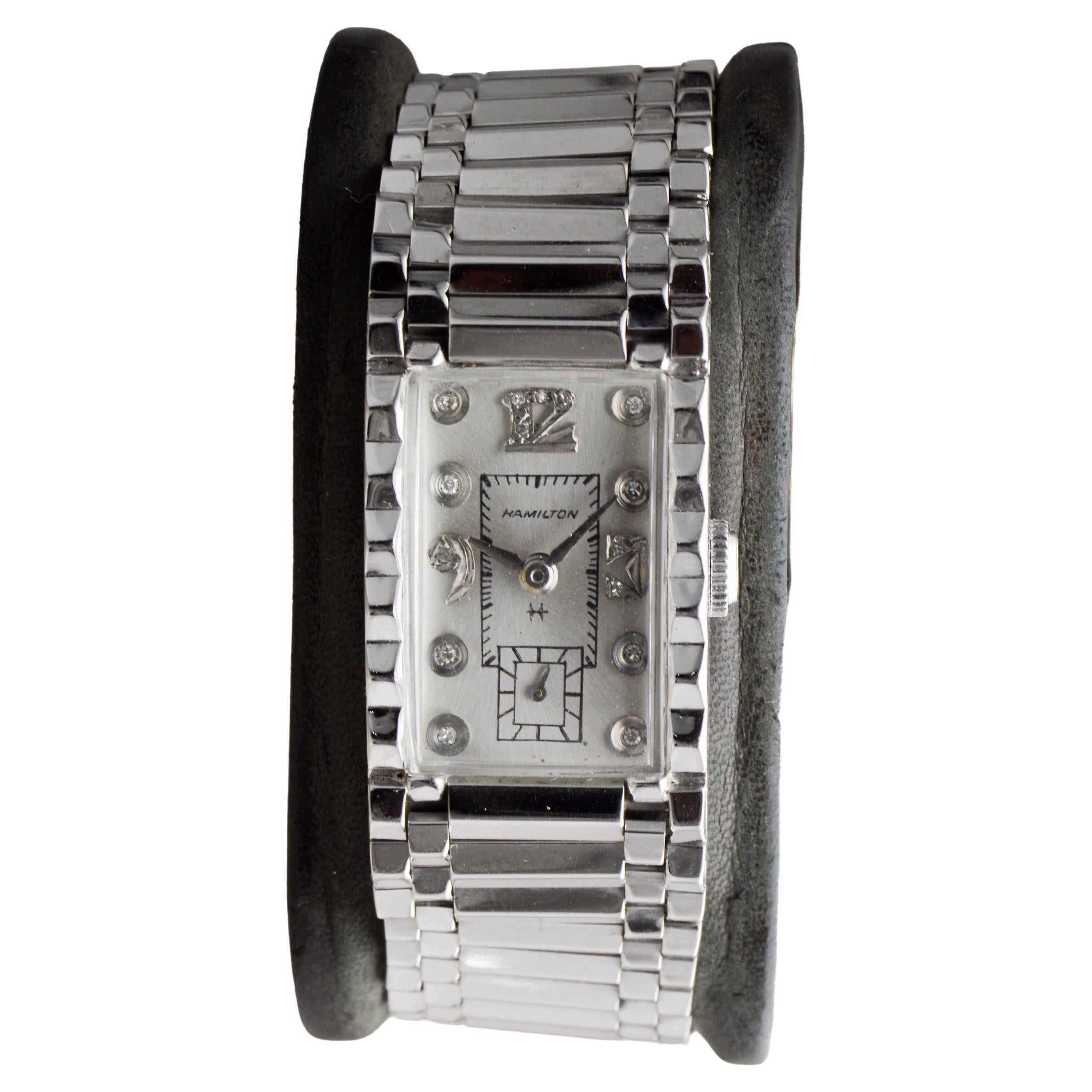 Women's or Men's Hamilton Solid 14 Karat White Gold Art Deco Bracelet Watch, circa 1940s For Sale