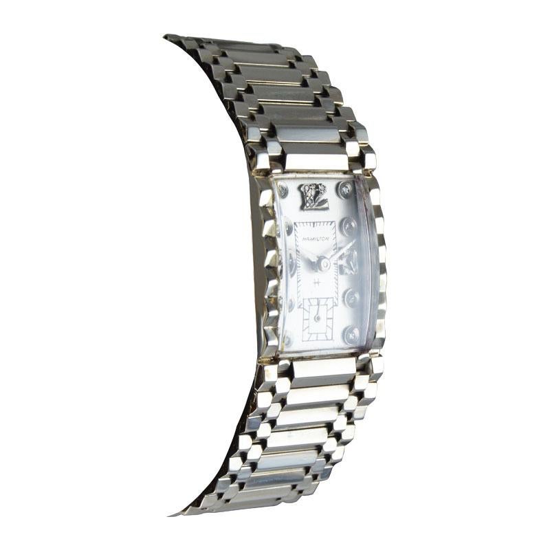 Hamilton Solid 14 Karat White Gold Art Deco Bracelet Watch, circa 1940s In Excellent Condition For Sale In Long Beach, CA