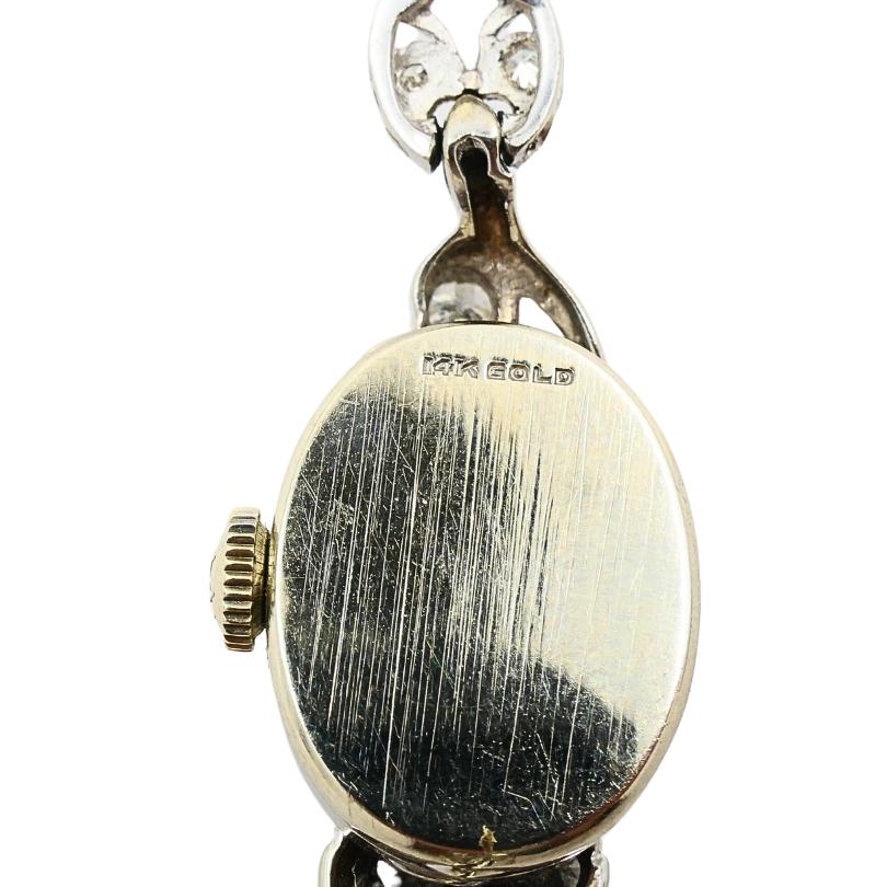 Hamilton Montre-bracelet rétro pour femmes avec diamants en or blanc 14 carats en vente 4