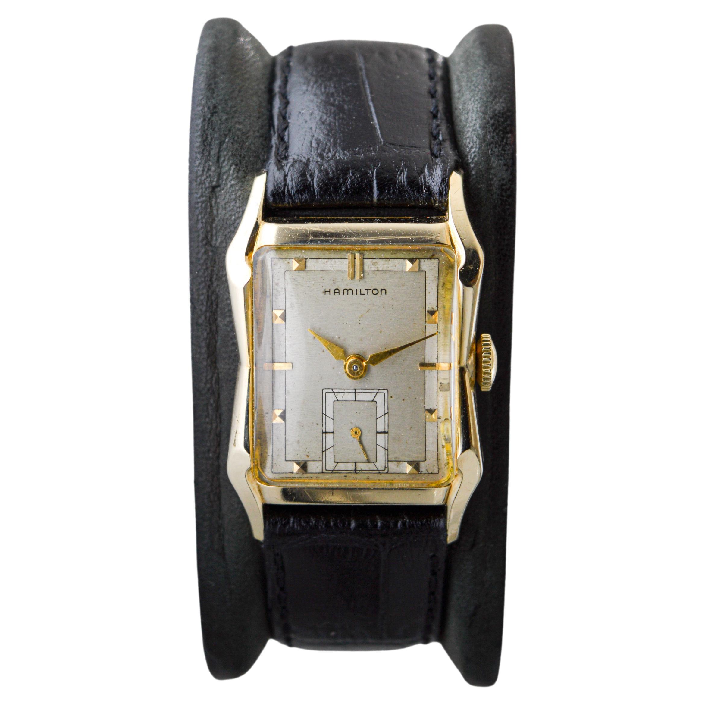Hamilton Gelbgold gefüllt Art Deco Tank Stil mit Original-Zifferblatt aus den 1940er Jahren (Art déco) im Angebot