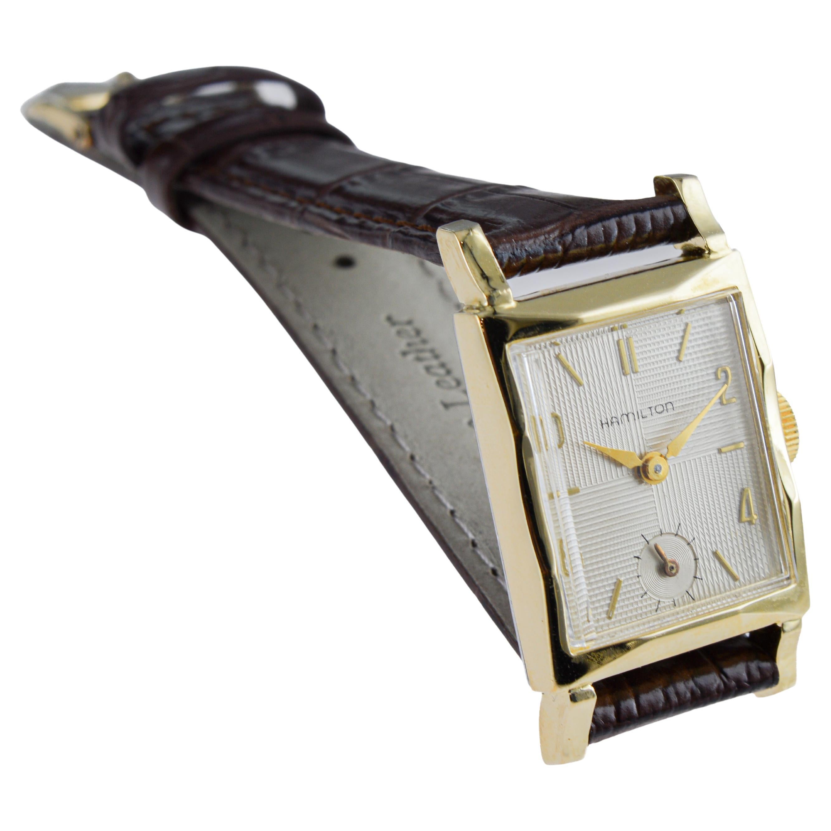 Hamilton Yellow Gold Filled Art Deco Watch circa 1940's with Unique Dial For Sale 6