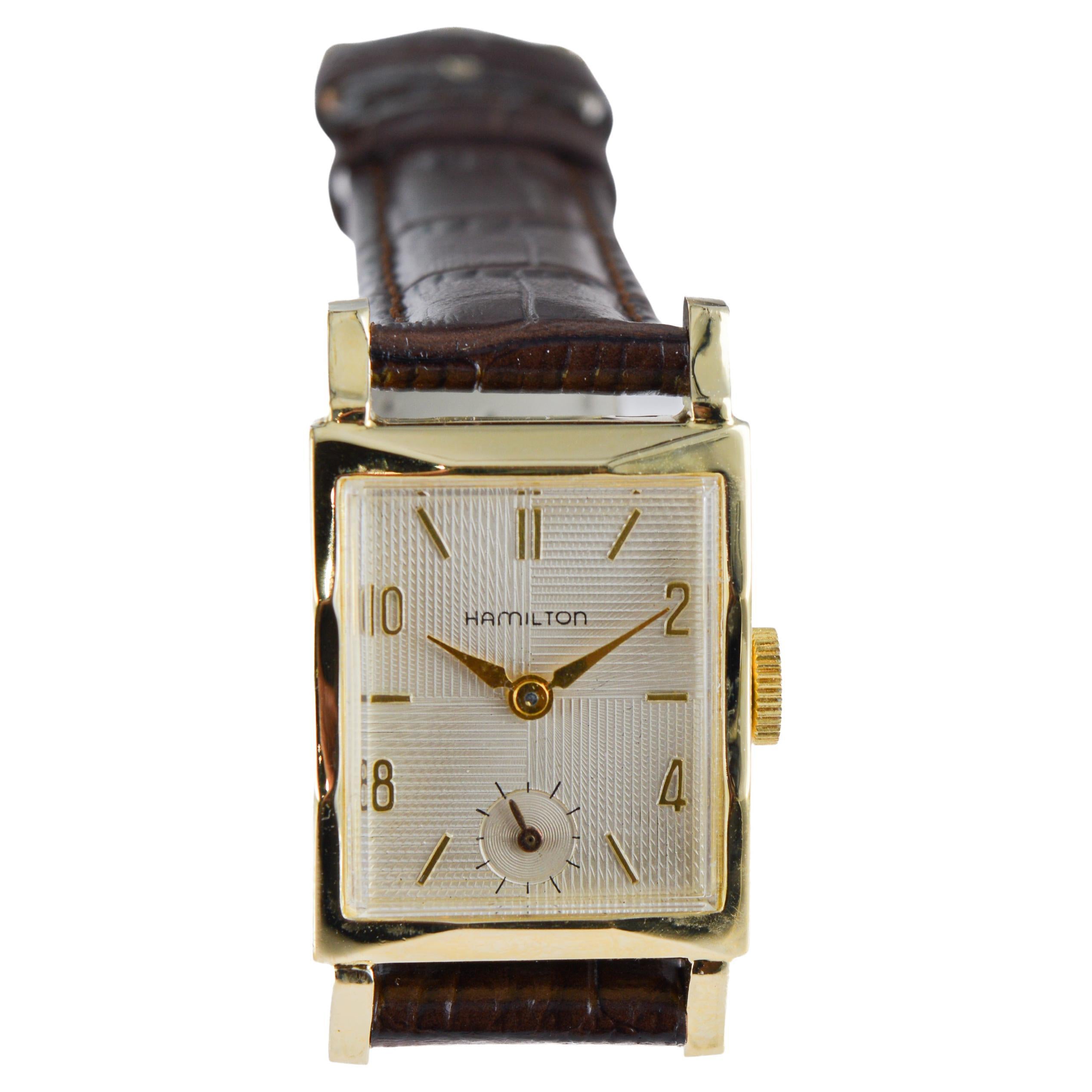 Hamilton Yellow Gold Filled Art Deco Watch circa 1940's with Unique Dial For Sale 7