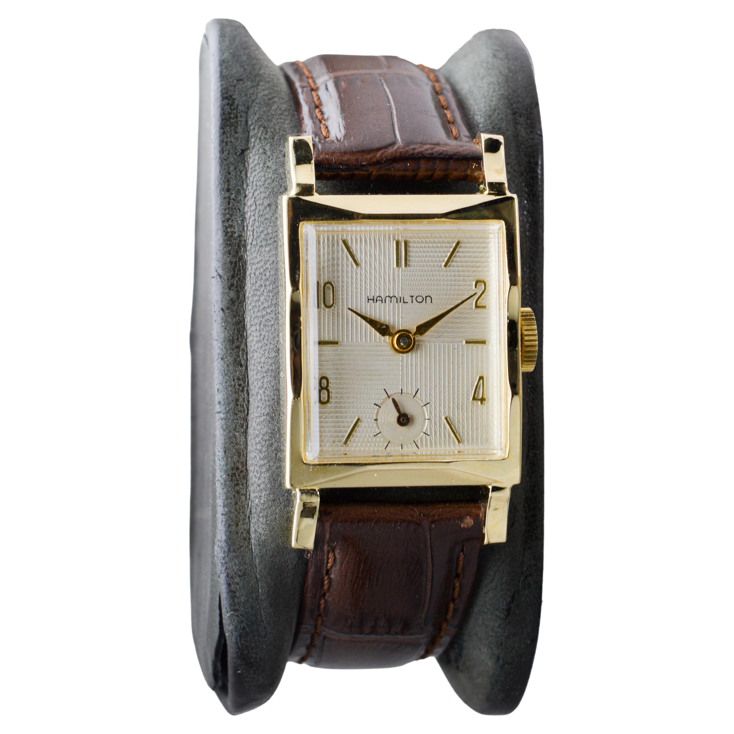 Women's or Men's Hamilton Yellow Gold Filled Art Deco Watch circa 1940's with Unique Dial For Sale