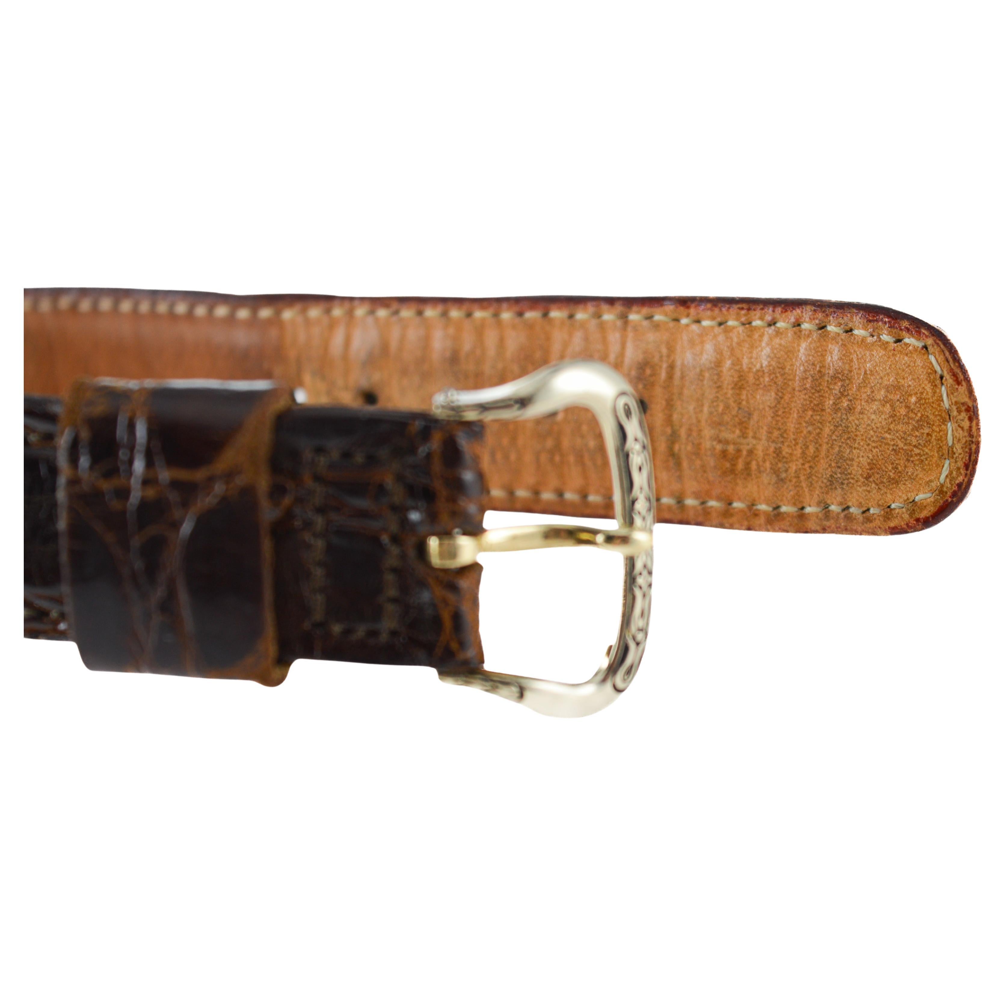 Modernist Hamilton Yellow Gold Filled Deco Style Tonneau with Rare Original Dial 1950 For Sale