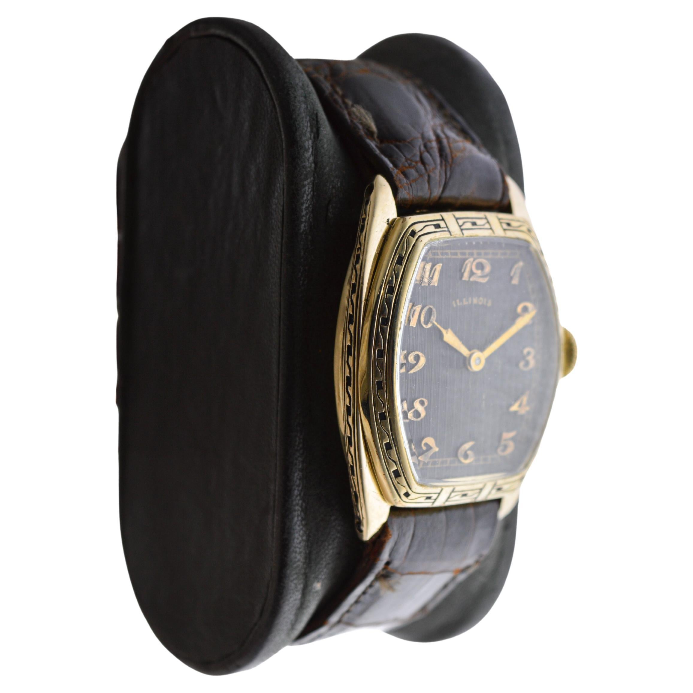 Hamilton Yellow Gold Filled Deco Style Tonneau with Rare Original Dial 1950 For Sale 4