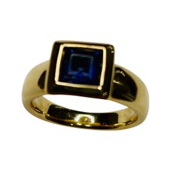Hammer & Sohne 18K Yellow Gold Ring with Square Cut Faceted Iolite